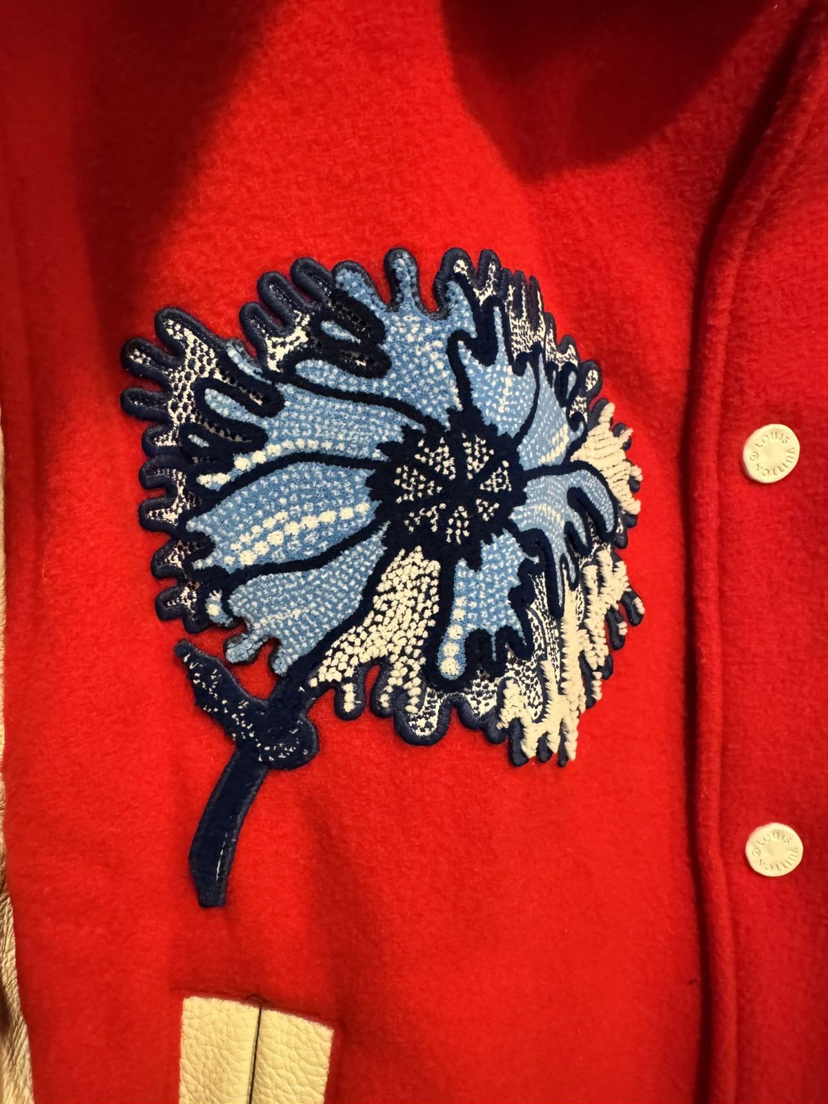 Louis Vuitton × Yayoi Kusama Louis Vuitton x Yayoi Kusama psychedelic flower jacket Size US M / EU 48-50 / 2 - 3 Thumbnail