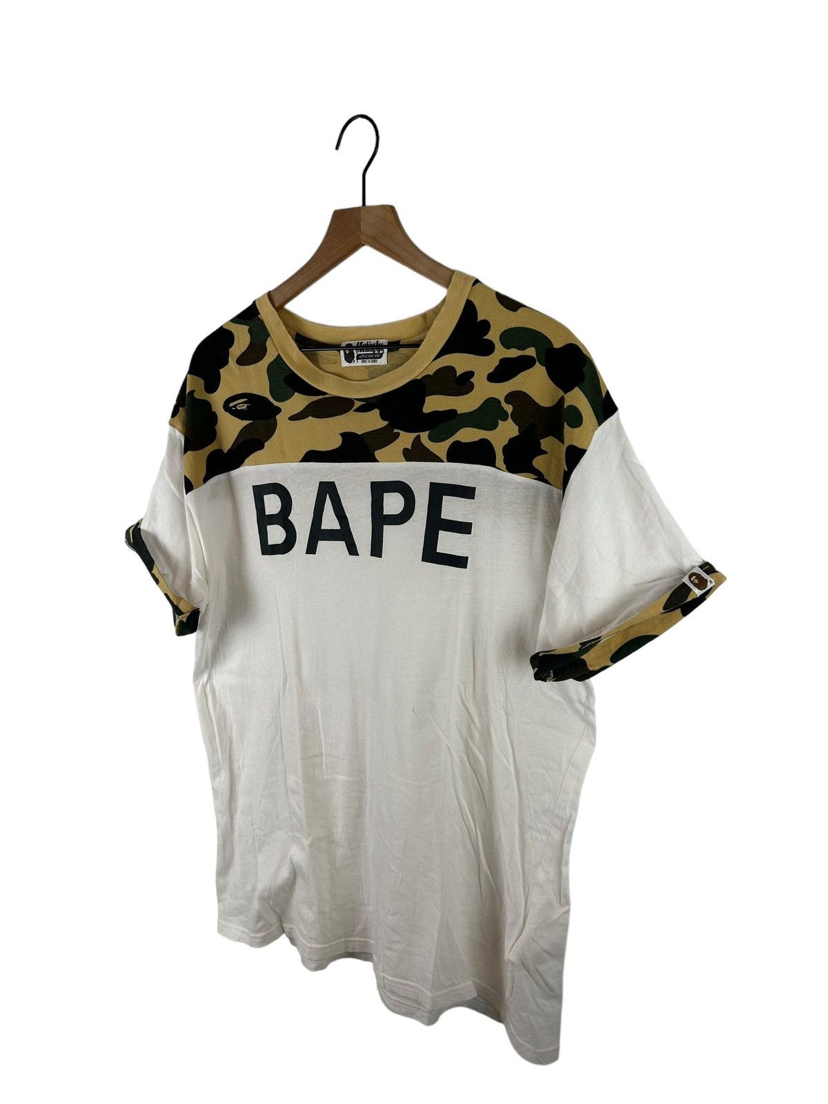 Bape 1st Camo Tee Size ONE SIZE - 2 Thumbnail
