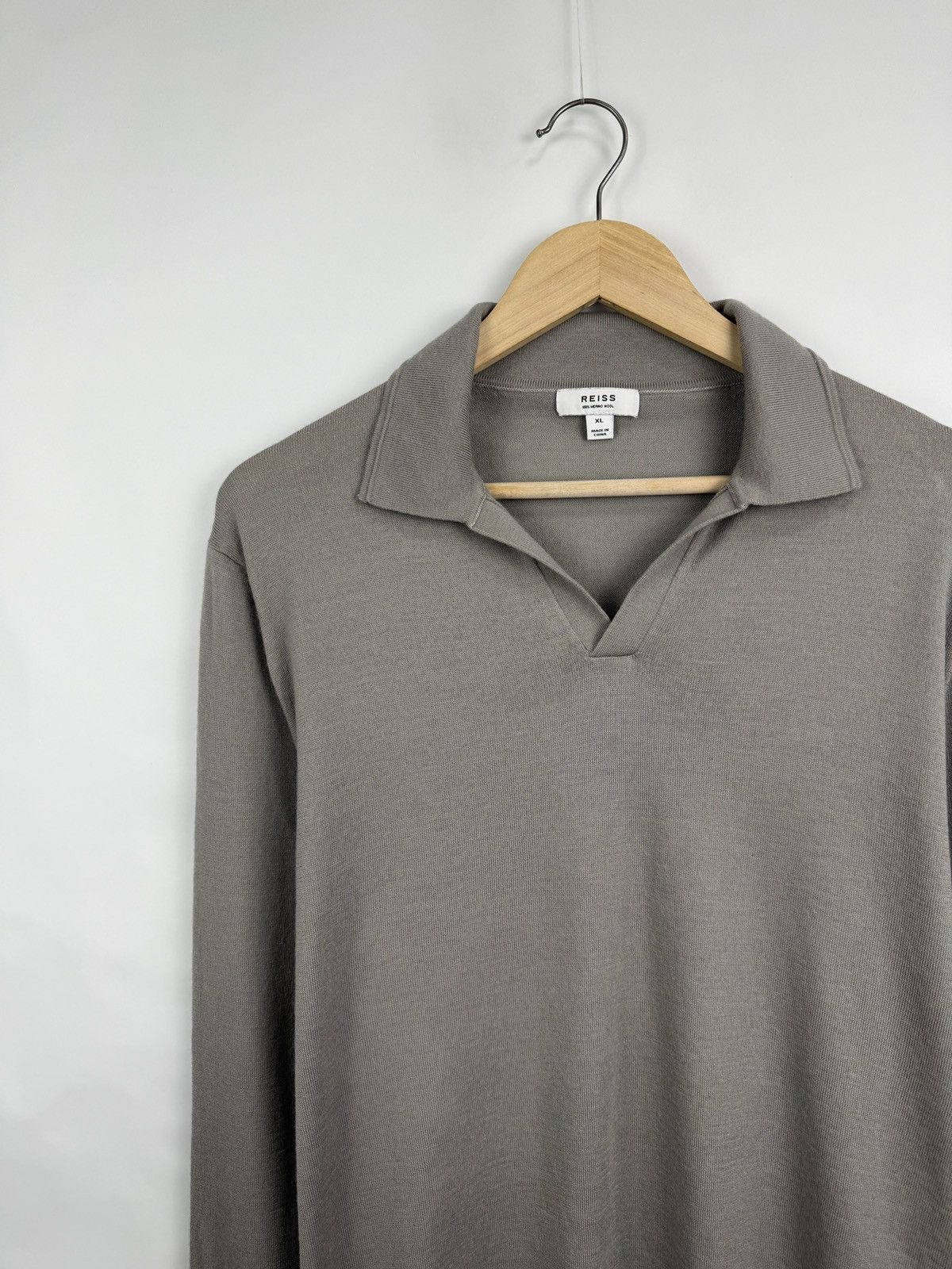 Reiss 🇬🇧 Reiss Luxury 100% Merino Wool Sweater Polo Long Sleeve Size US XL / EU 56 / 4 - 3 Thumbnail