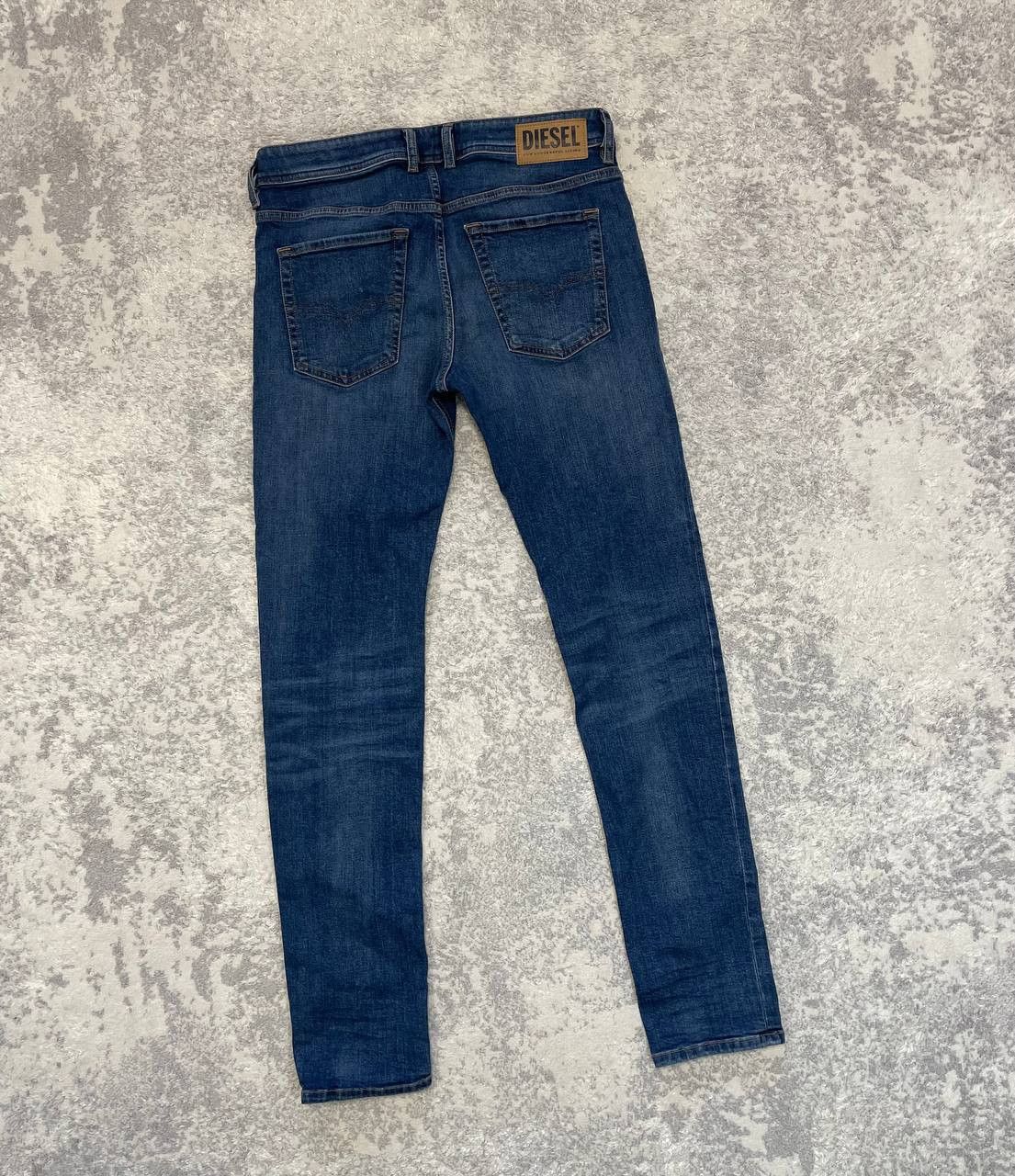 Diesel Vintage Diesel Jeans Made in Italy W30 Straight Fit Y2K Size US 30 / EU 46 - 4 Thumbnail