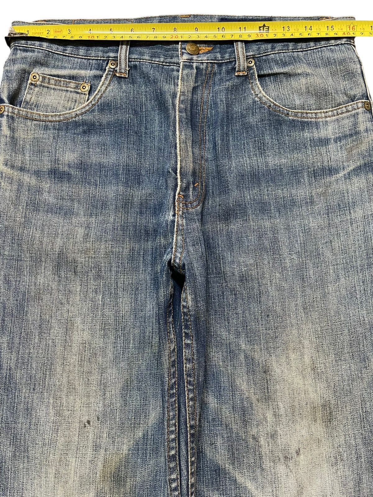 Eddie Bauer Vintage 90s Eddie Bauer Blue Faded Wash Wide Leg Baggy Jeans Size US 32 / EU 48 - 11 Thumbnail