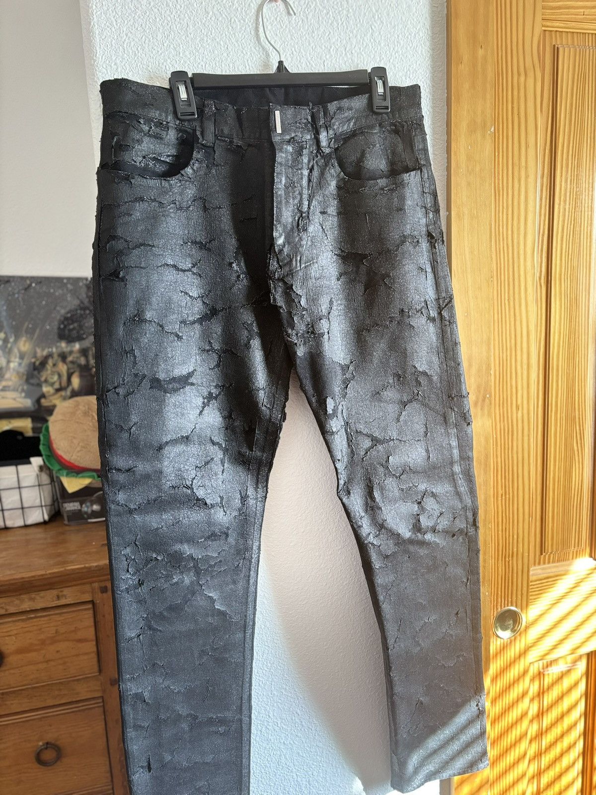 Givenchy GIVENCHY CRACKED SLIM FIT 5 POCKET TROUSERS Size US 34 / EU 50 - 1 Thumbnail