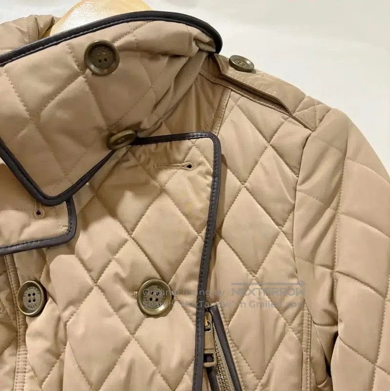 Burberry Burberry Khaki Down Jacket for Women. Size XS / US 0-2 / IT 36-38 - 4 Thumbnail