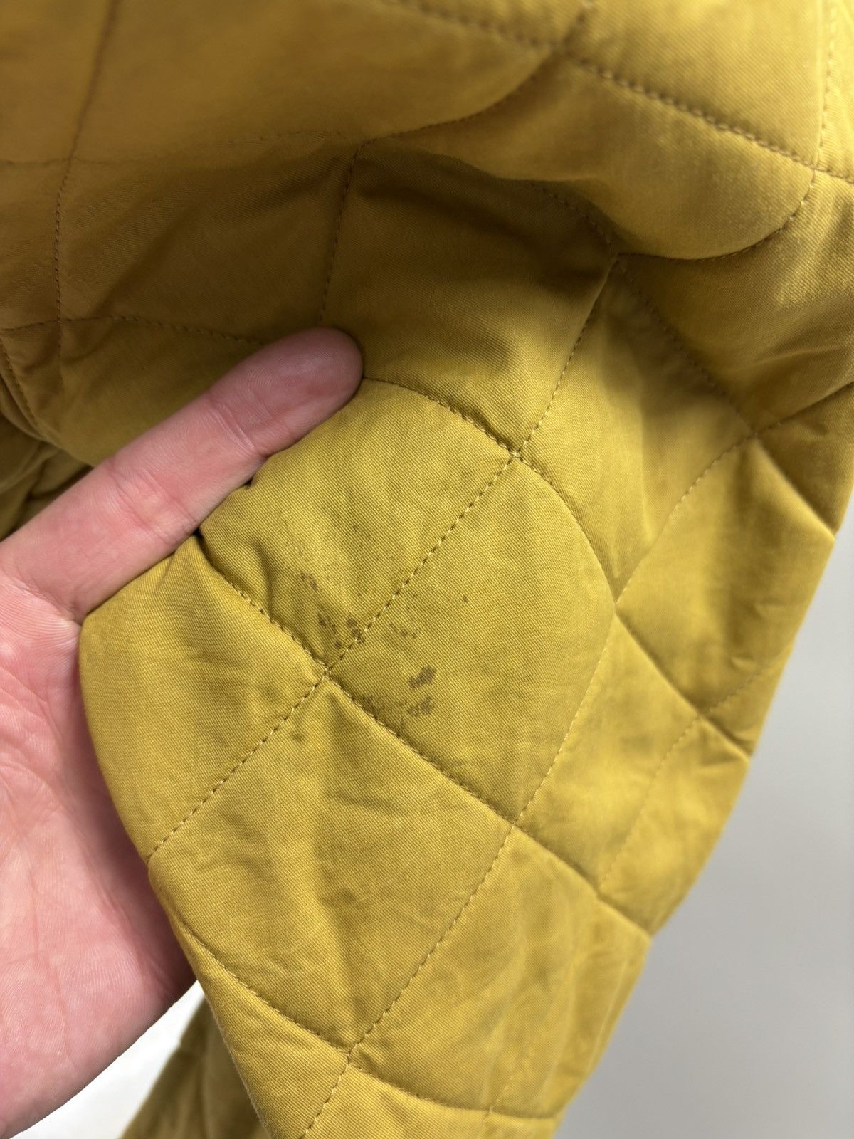 Barbour Mens jacket Barbour Duracotton Quilted Size S Color Yellow Size US S / EU 44-46 / 1 - 13 Thumbnail