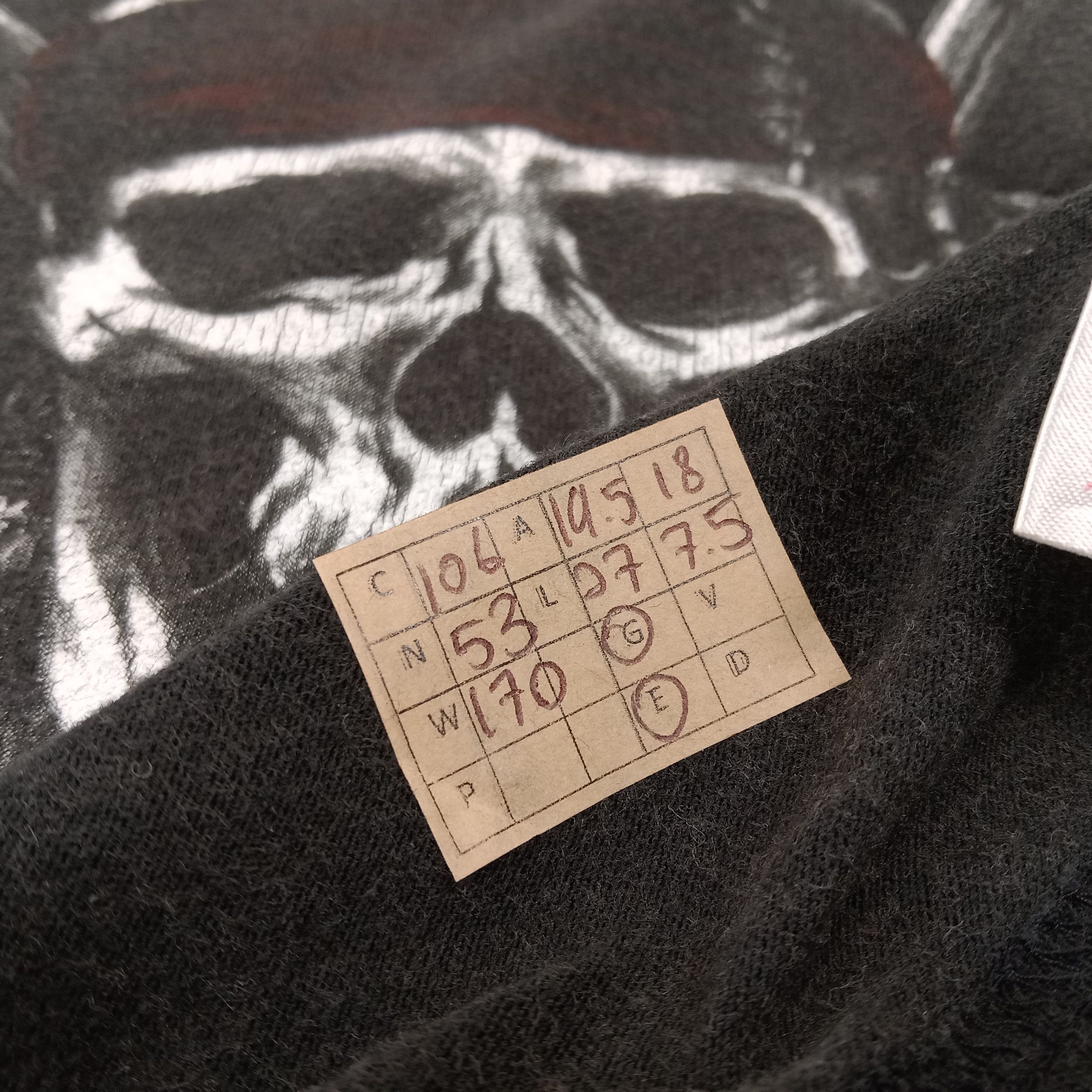 Disney Pirates Of The Caribbean American Movie Tshirt Size US M / EU 48-50 / 2 - 9 Thumbnail