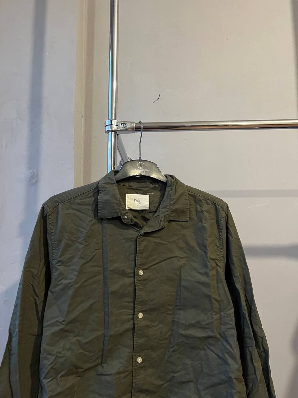 Folk FOLK KHAKI COTTON CLASSIC CASUAL BUTTON SHIRT SIZE 4 M MENS Size US M / EU 48-50 / 2 - 5 Thumbnail
