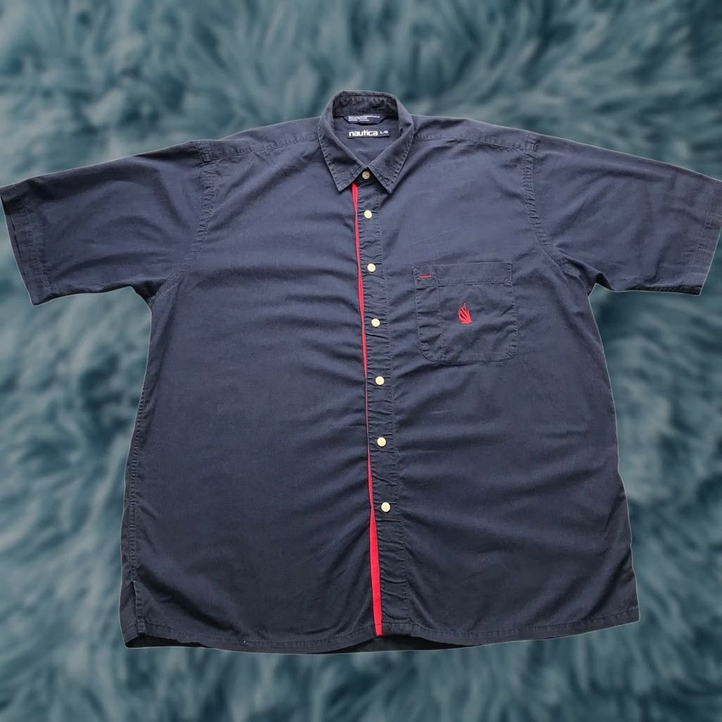 Nautica VINTAGE Nautica Button-Up Shirt Men Large L Navy Surf Wind Summer Casual Size US L / EU 52-54 / 3 - 1 Thumbnail