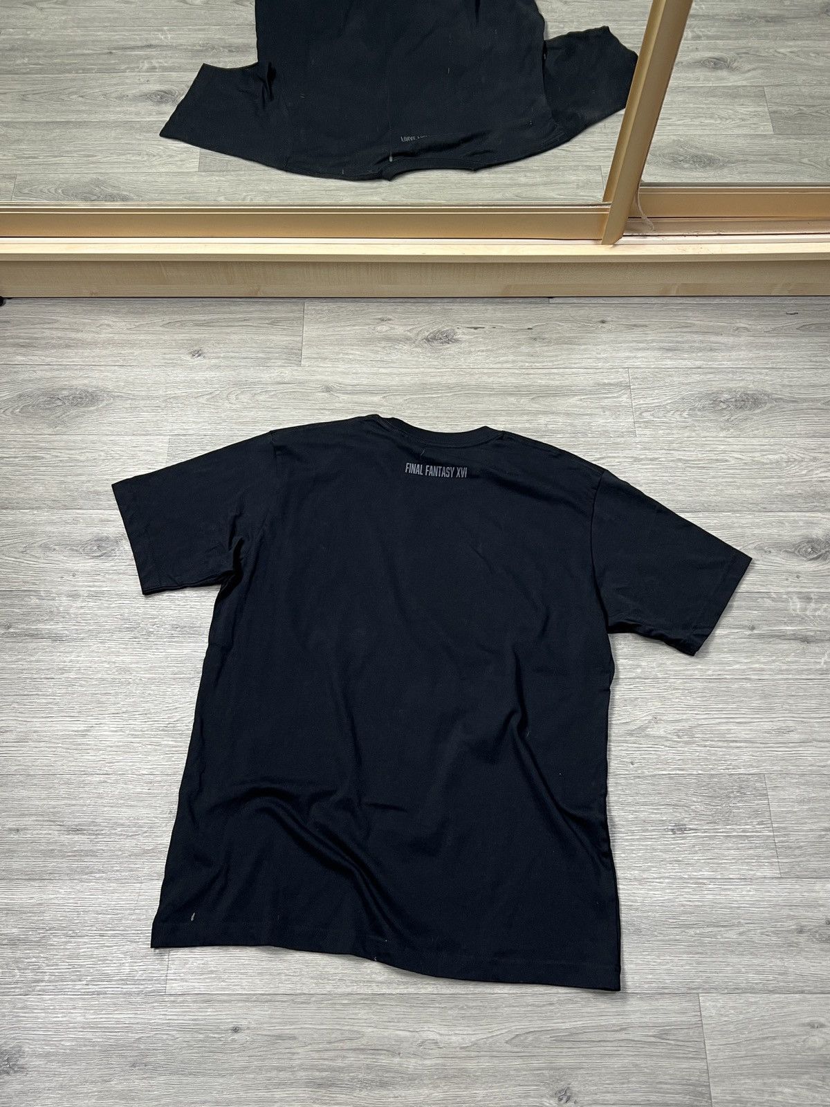 Other Uniqlo UT x Final Fantasy XVI Torgal Graphic Tee L Size US L / EU 52-54 / 3 - 4 Thumbnail