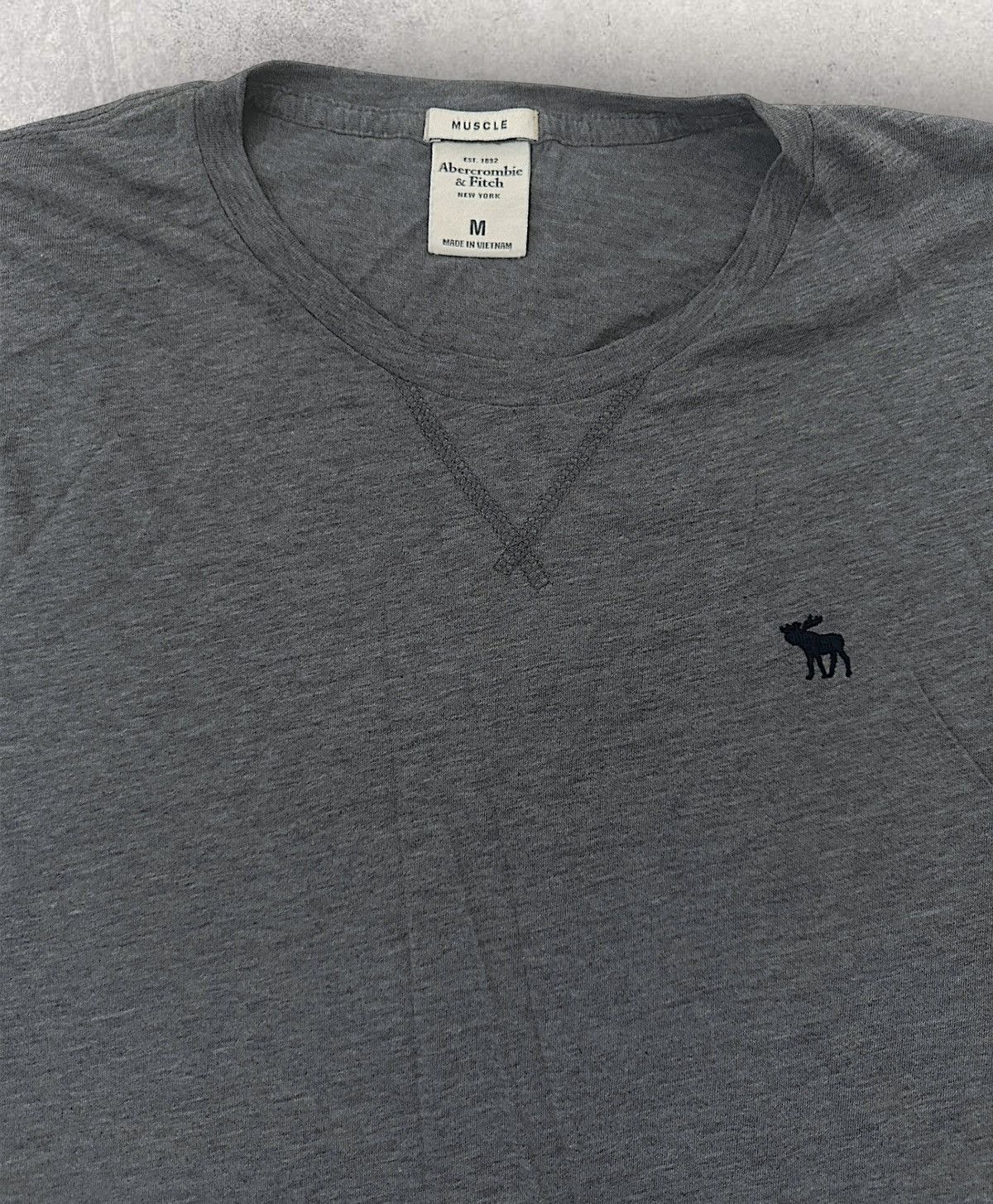 Abercrombie & Fitch Abercrombie & Fitch Muscle Fit L/S Size US M / EU 48-50 / 2 - 3 Thumbnail