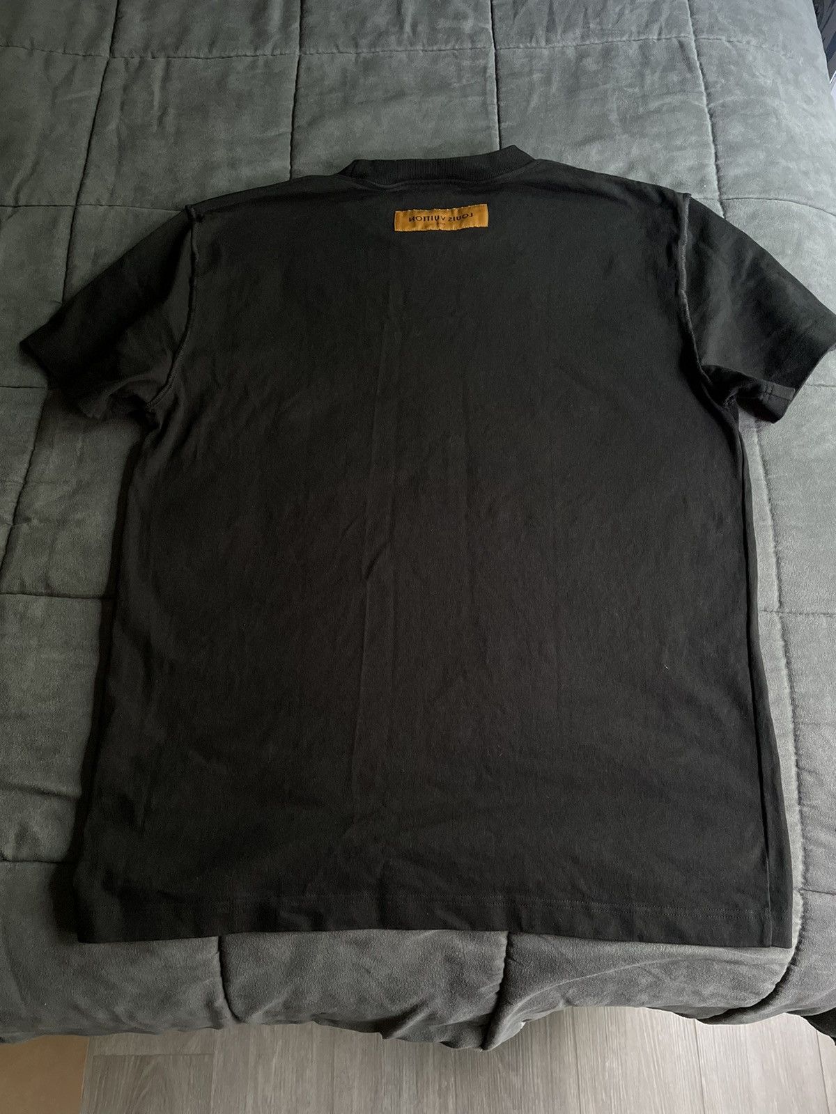 Louis Vuitton Louis Vuitton Spread Embroidered Logo T Shirt Size US S / EU 44-46 / 1 - 4 Thumbnail