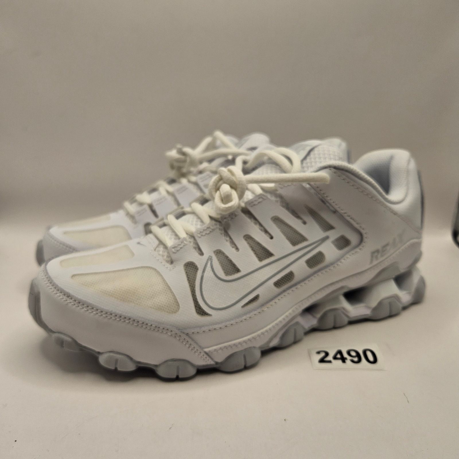 Nike NIKE WOMEN'S 9 REAX 8 TR MESH WHITE PLATINUM NWOB IO2400-102 Size US 9 / IT 39 - 1 Thumbnail