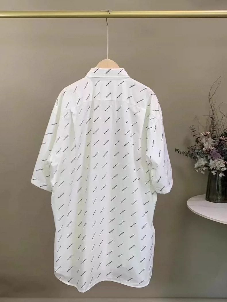 Balenciaga Balenciaga White bullet screen full of shirt 2504-Nextarrow Size US XXS / EU 40 - 2 Thumbnail