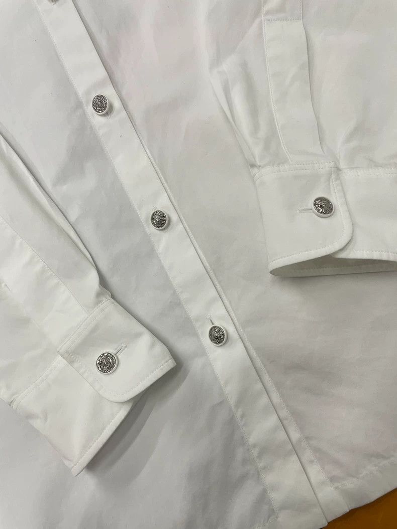 Chanel chanel Black velvet collar white shirt Size S / US 4 / IT 40 - 2 Thumbnail