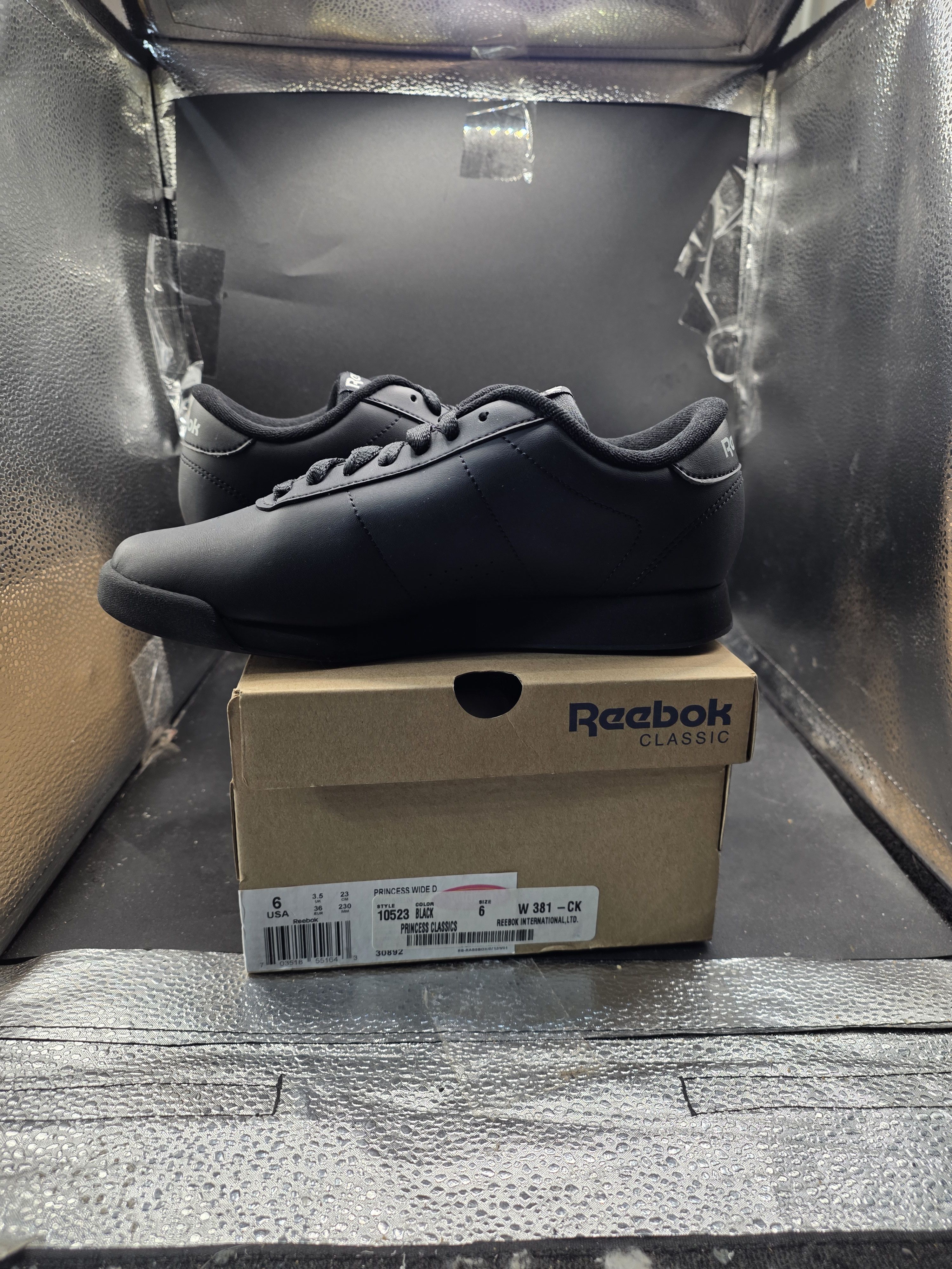 Reebok Reebok Classic Princess Black Women’s Sneakers Size 6 Wide D Size US 6 / IT 36 - 4 Thumbnail