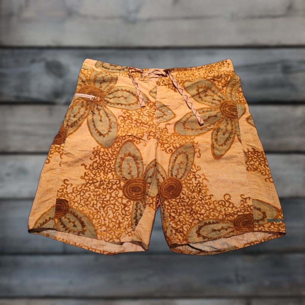 Patagonia Patagonia Wavefarer Shorts Mens 34 Boardshorts Stretch Tropical Beach Tan Brown Size US 34 / EU 50 - 1 Thumbnail