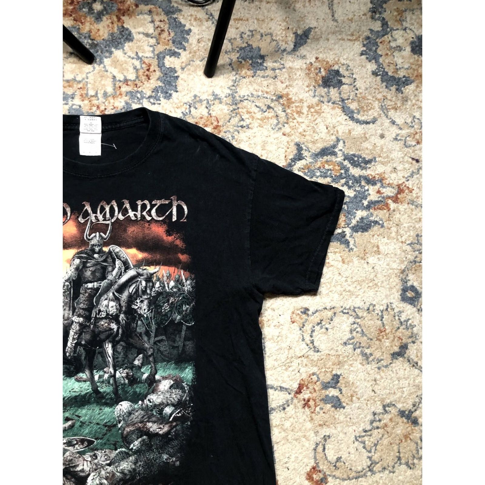 Gildan AMON AMARTH DECEIVER OF THE GODS Tour T Shirt 2014 Size Large Black Crew Neck Short Sleeve Double-Sided Mens Band Metal Music Gildan L Size US L / EU 52-54 / 3 - 4 Thumbnail