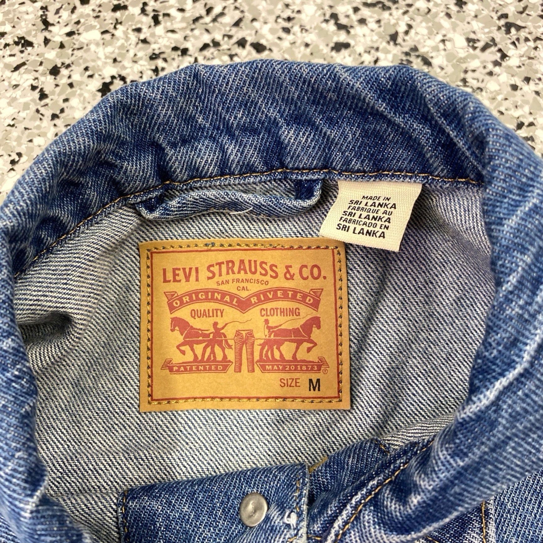 Levi's Levi's Denim Sample Stock Trucker Jacket M Blue Men Jean Jacket Denim Collared Lined Size US M / EU 48-50 / 2 - 4 Thumbnail