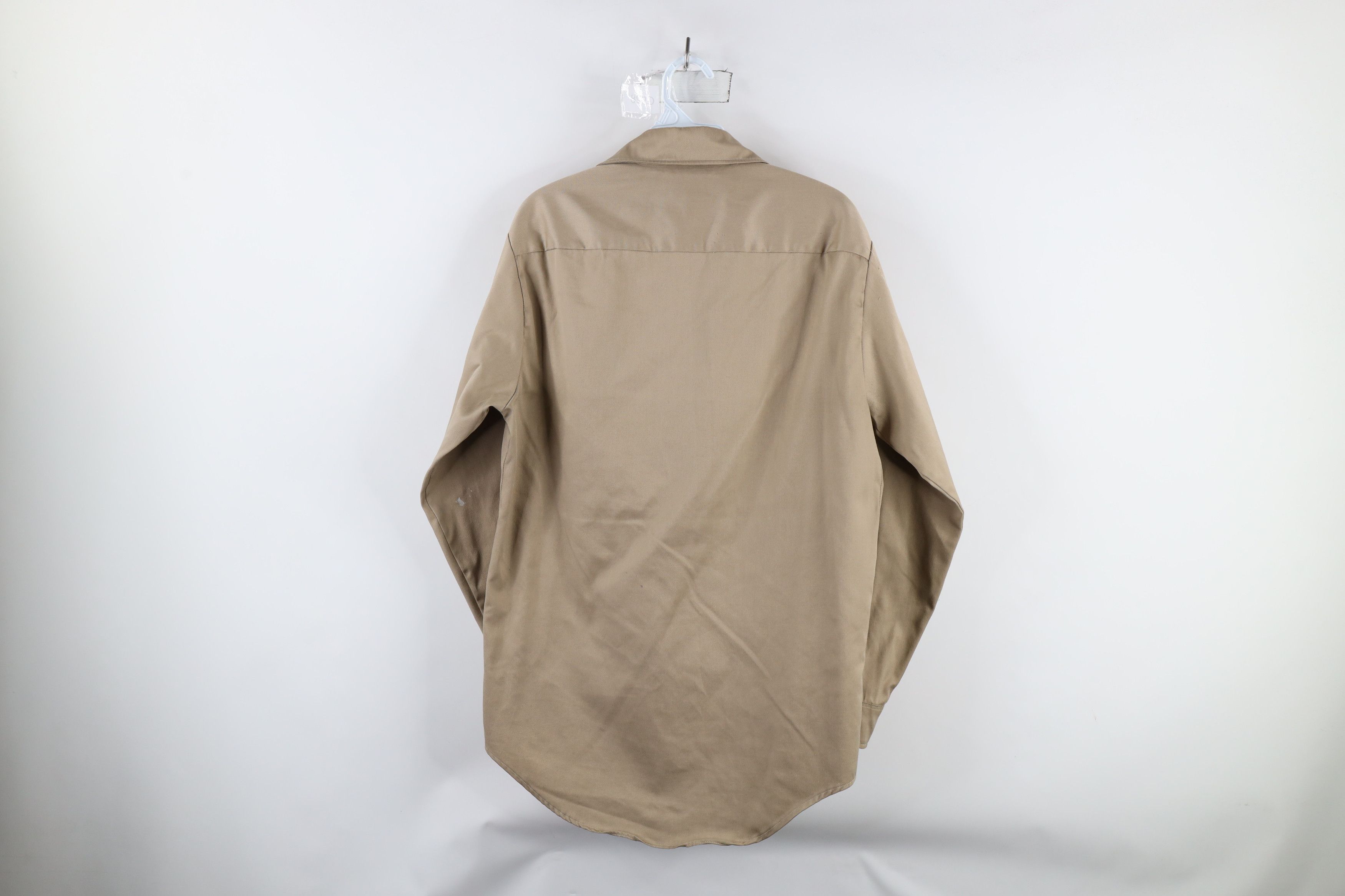 Vintage Vintage 70s Big Mac Workwear Collared Button Shirt Beige Size US L / EU 52-54 / 3 - 11 Thumbnail