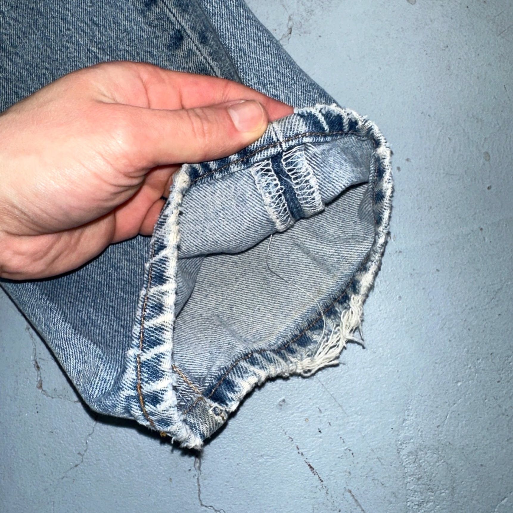 Levi's Levi's 501 Jeans Straight Levi's 501 Vintage Y2K 90s Light Blue Wash 33x30 Regular Men Jeans Size US 33 - 4 Thumbnail