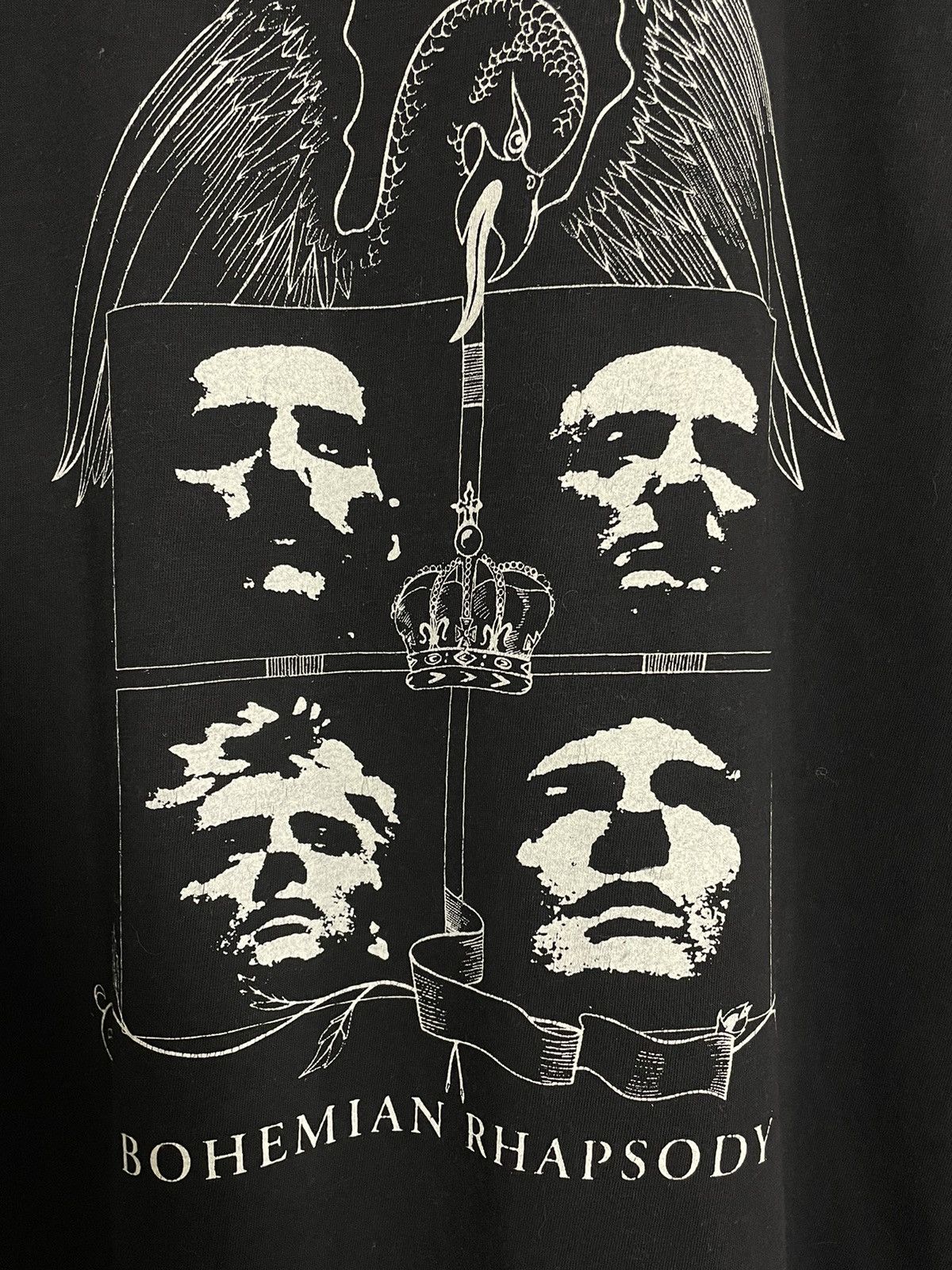Vintage Vintage Queen Bohemian Rhapsody Freddie Mercury Rock T-Shirt Size US L / EU 52-54 / 3 - 7 Thumbnail