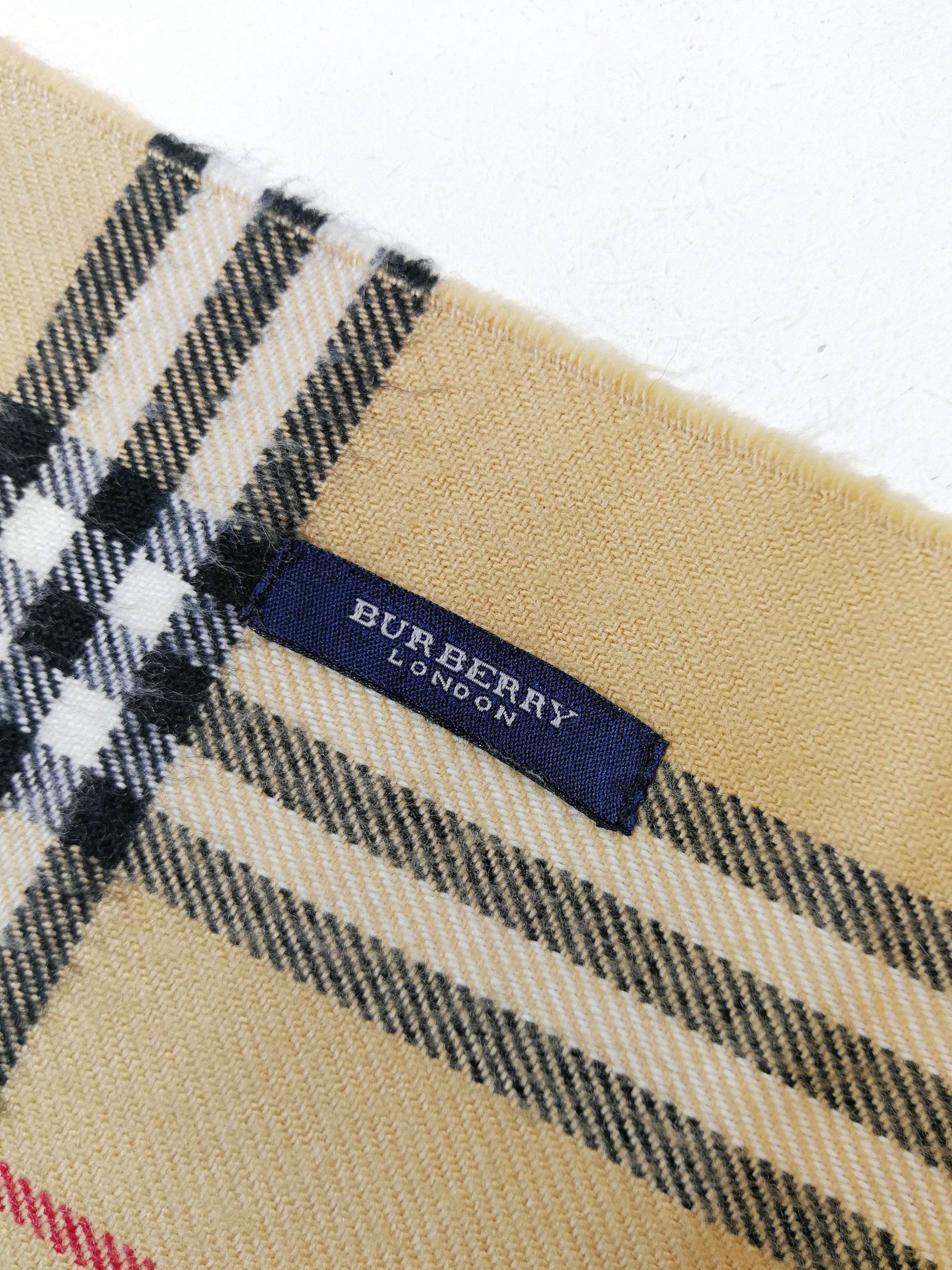 Burberry × Vintage Vintage Burberry London Nova Check Scarf 162 cm x 33 cm Size ONE SIZE - 5 Thumbnail