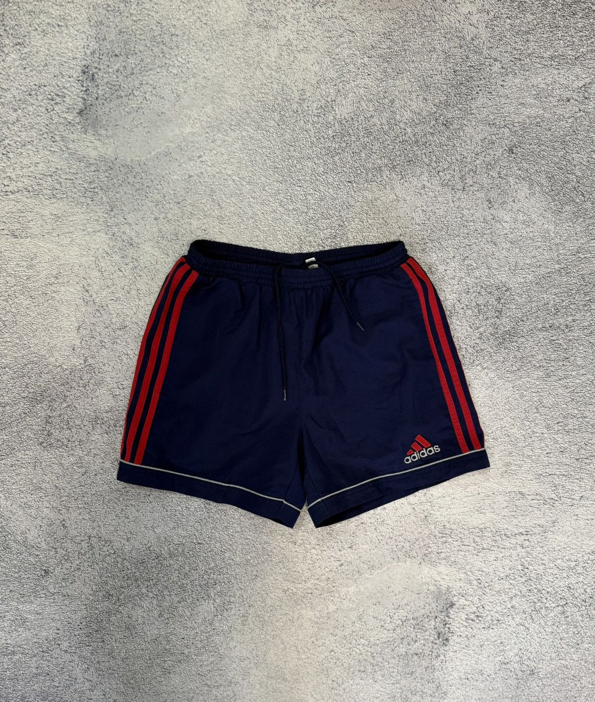Adidas Vintage Adidas Shorts Navy Stripes Youth USA L Lined Soccer Size US 26 / EU 42 - 1 Thumbnail