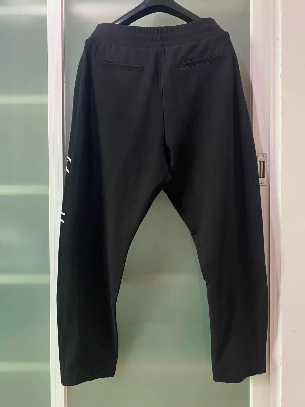 Versace Versace Signature Logo Loose Sweatpants Size US 32 / EU 48 - 2 Thumbnail