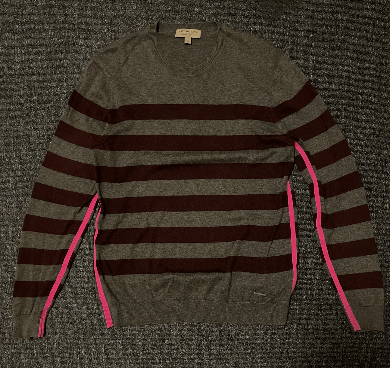 Burberry BURBERRY striped plaid cardigan, size M Size US M / EU 48-50 / 2 - 1 Thumbnail