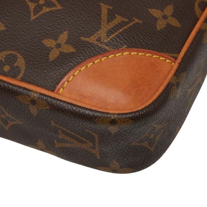 Louis Vuitton Louis Vuitton Monogram Danube Crossbody Bag M45266 Size ONE SIZE - 6 Thumbnail