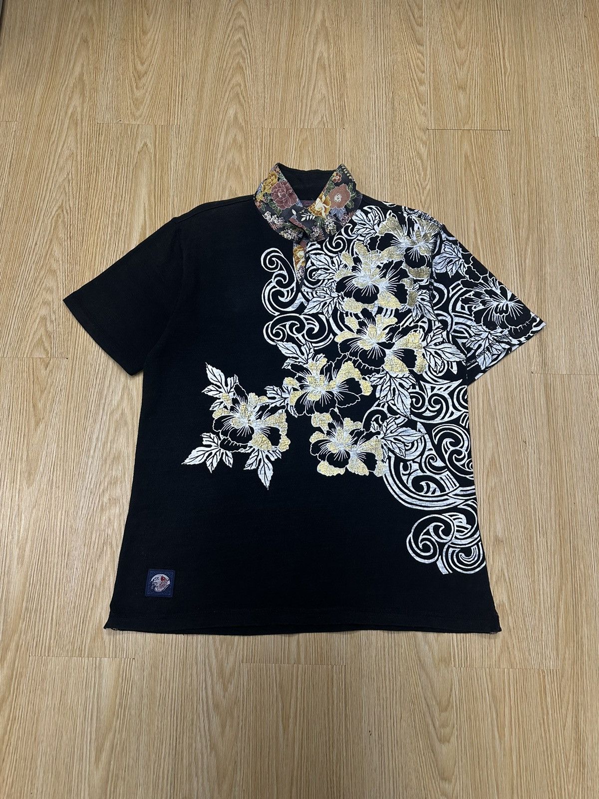 Karakuri Tamashii Vintage Sukajan Art Flower Koi Tshirt A891 Size US L / EU 52-54 / 3 - 1 Thumbnail