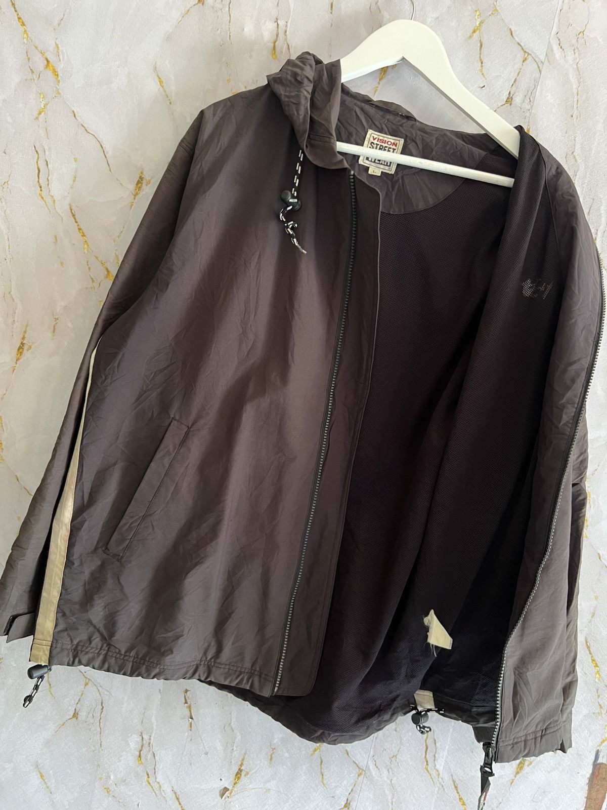 Vision Streetwear Vintage Vision Street Wear Windbreaker Jacket Skateboarding Size US L / EU 52-54 / 3 - 9 Thumbnail