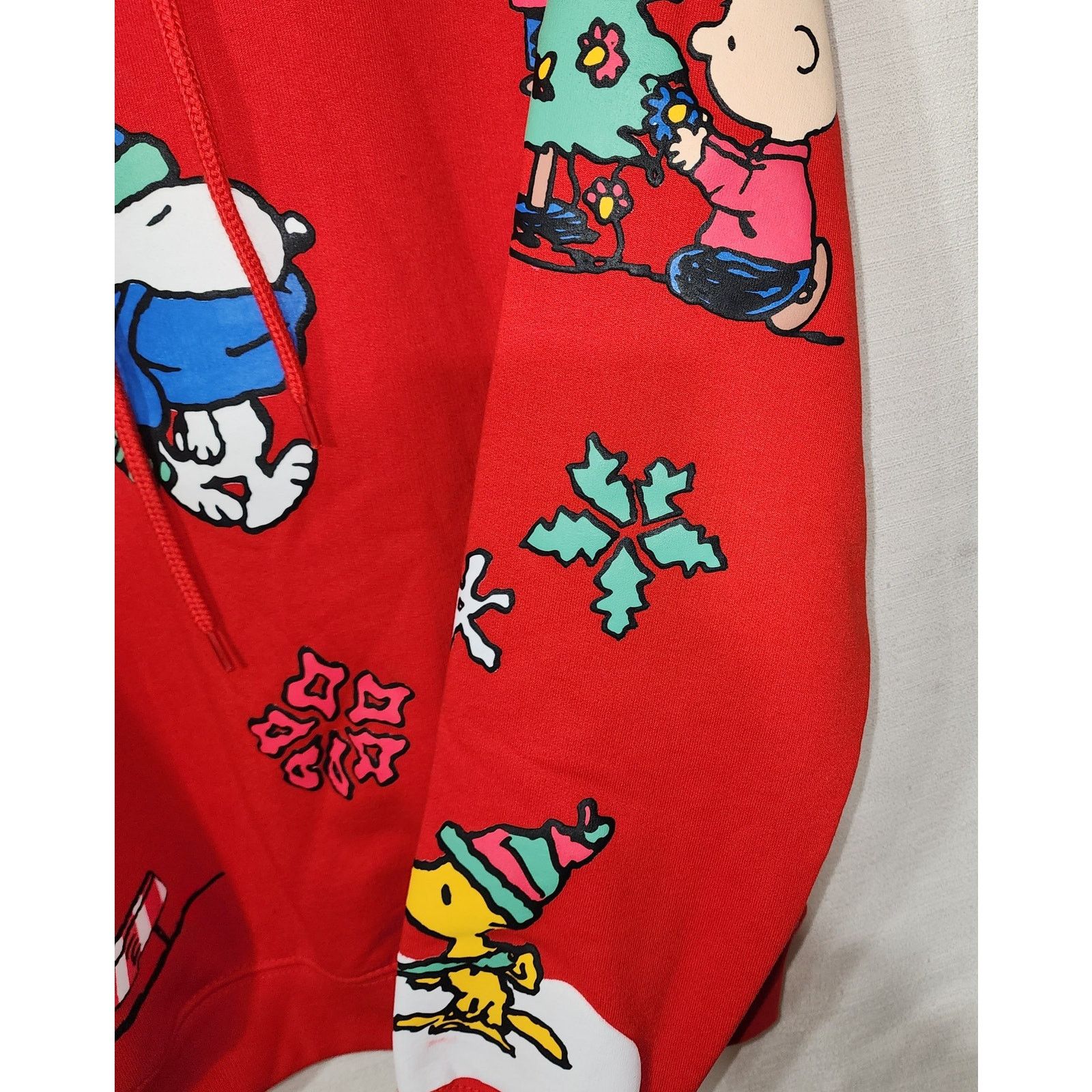 Other Snoopy and Friends christmas hoodie men's size small Size US S / EU 44-46 / 1 - 6 Thumbnail