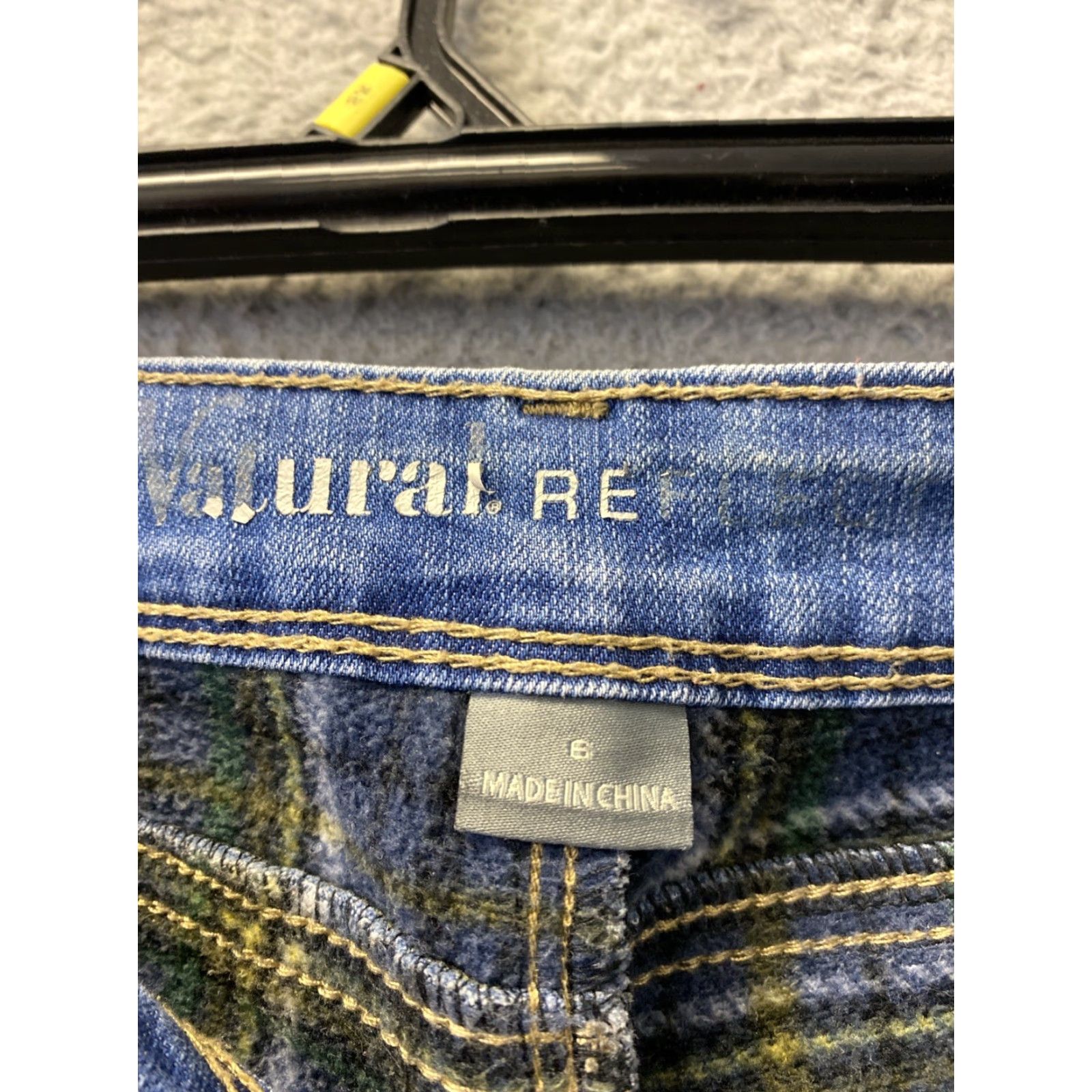Vintage Natural Reflections Jeans Womens 6 Straight Fleece Lined Flannel Pants Blue 30 Inseam Medium Denim Cotton Polyester Spandex 5-Pocket Winter Size 28" / US 6 / IT 42 - 4 Thumbnail