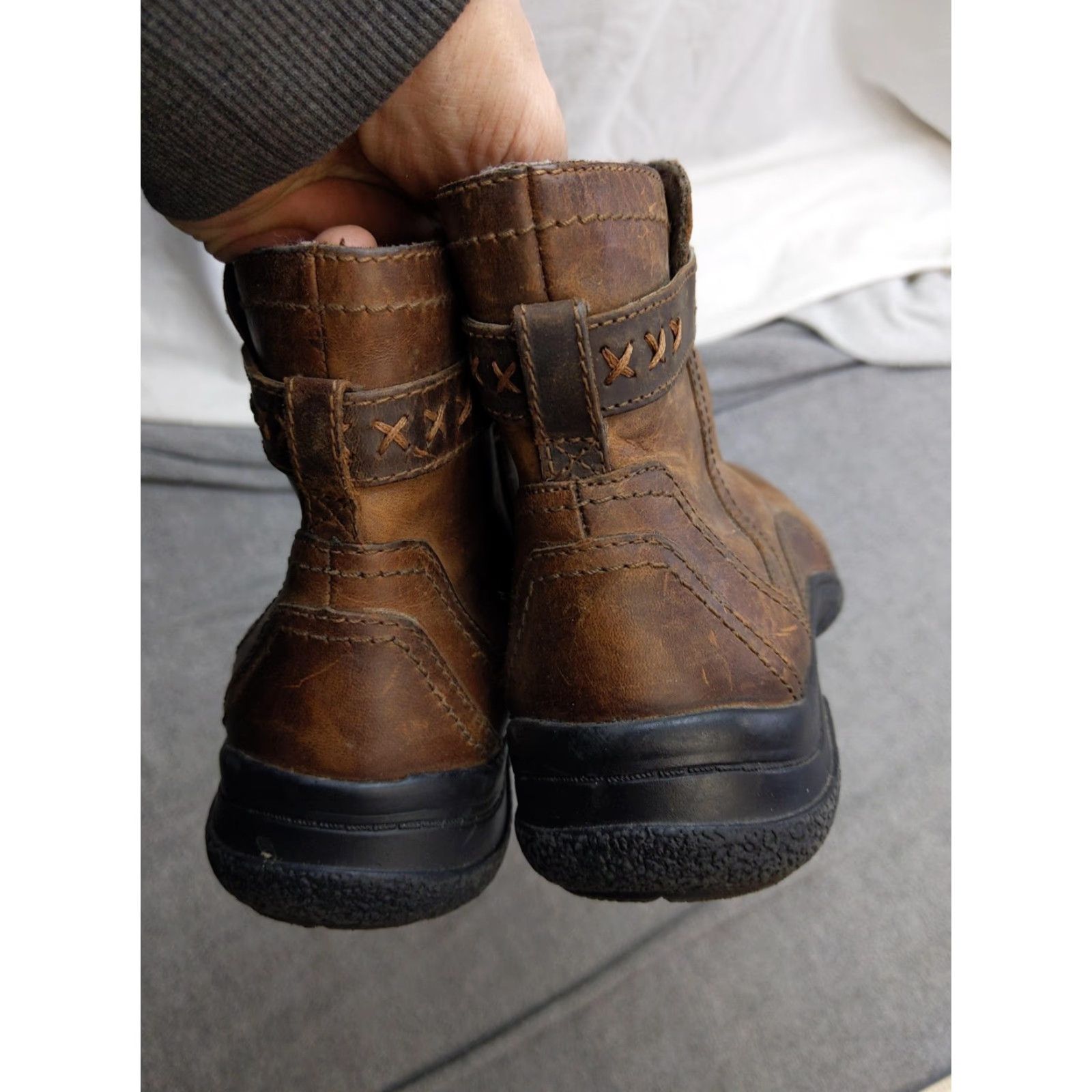 Clarks Clarks Bendables Womens Bootie Brown Leather Ankle Zip Wedge Comfort Boots Size US 7 EU 37 UK 4.5 - Casual Fall Shoes Womens Shoes Mens? Size US 7 / IT 37 - 5 Thumbnail