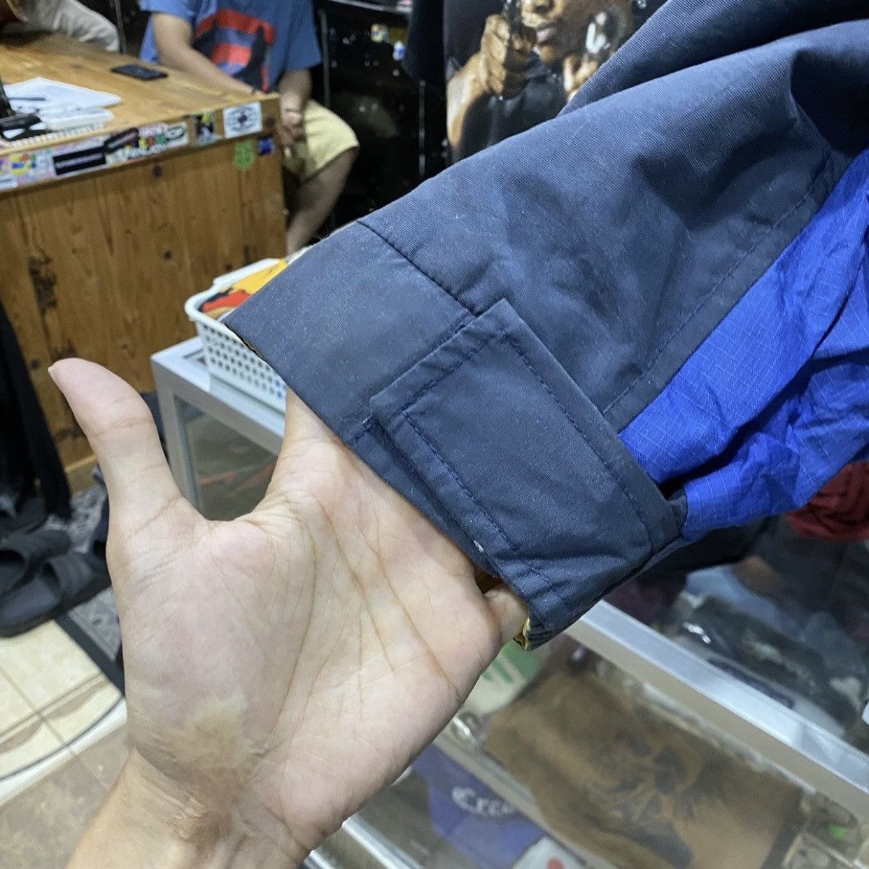 Tommy Hilfiger Vintage 90s Tommy Hilfiger Sailing Gear Hooded Jacket Size US L / EU 52-54 / 3 - 7 Thumbnail