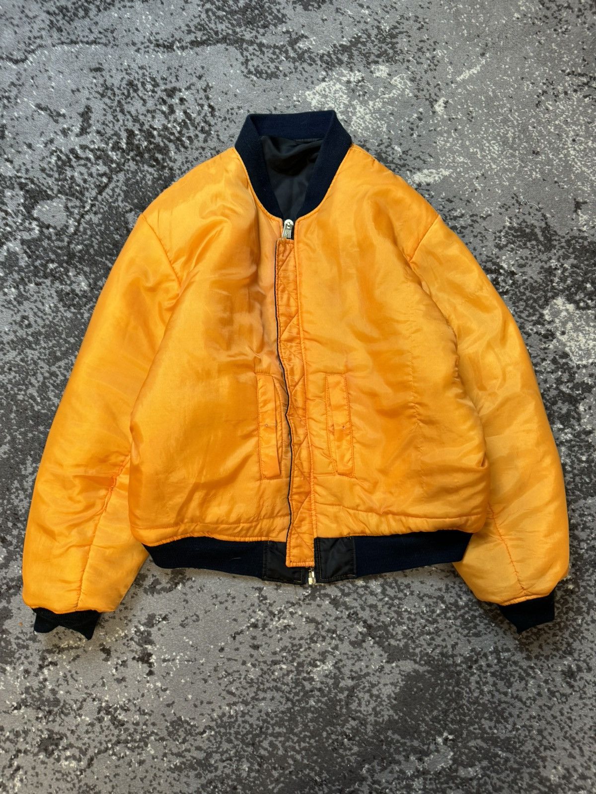Vintage Vintage Y2K Military MA-1 Distressed Balenciaga Style Bomber Size US L / EU 52-54 / 3 - 16 Thumbnail
