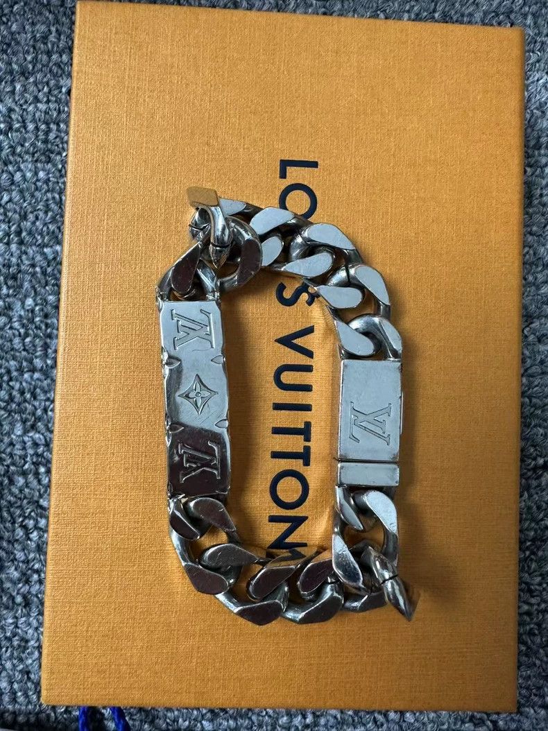 Louis Vuitton Louis Vuitton Cuban bracelet Size ONE SIZE - 2 Thumbnail