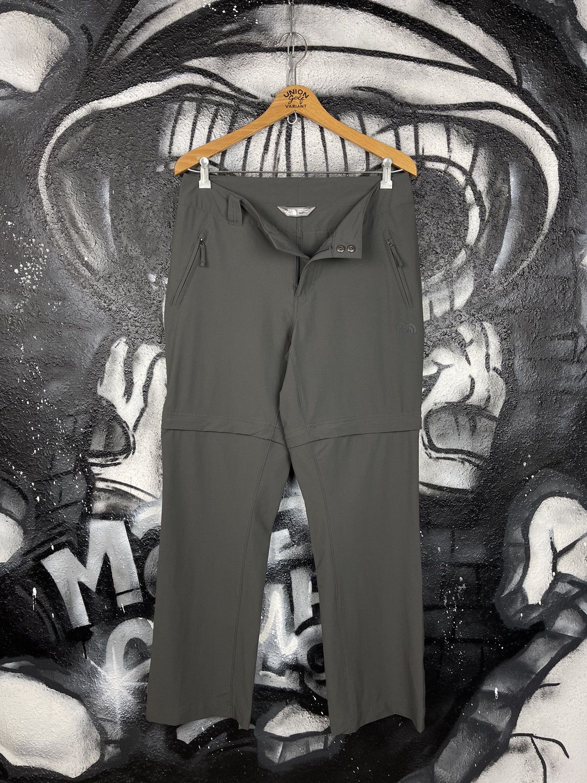 The North Face The North Face Outdoor Grey Cargo Transformer Pants WMNS Size 8 Size 30" / US 8 / IT 44 - 6 Thumbnail