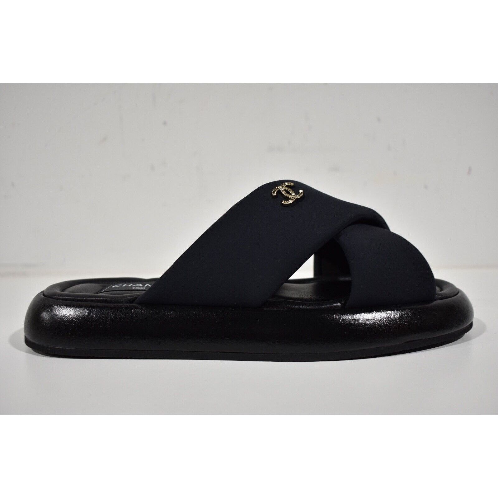 Chanel Chanel REV Black Fabric Criss Cross Puffy CC Logo Slide Mule Size US 8 / IT 38 - 2 Thumbnail