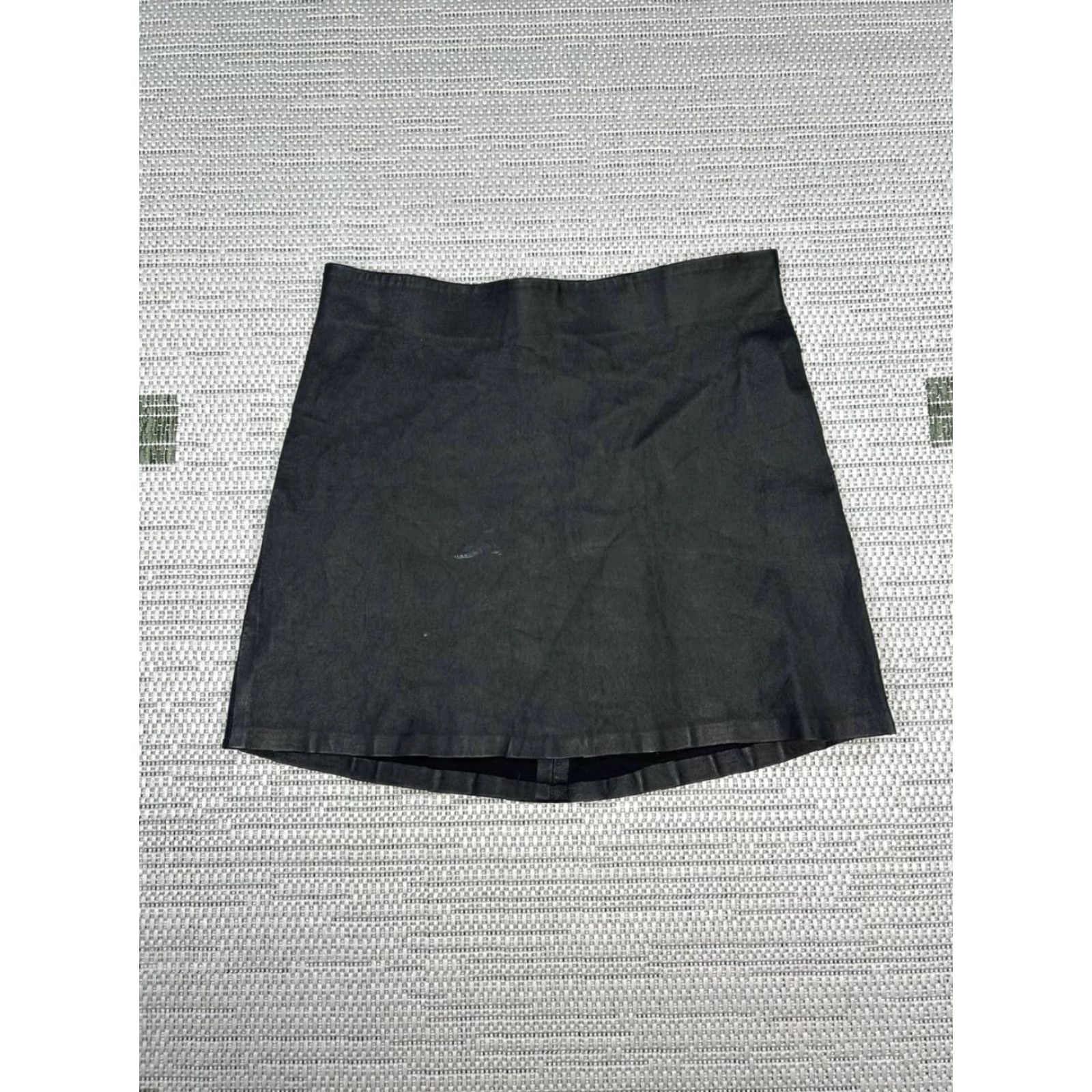 Reformation Reformation Skirt Women Medium Black A-Line Leather Surplus Minimalist Zipper Vintage No Size 32" / US 10 / IT 46 - 2 Thumbnail