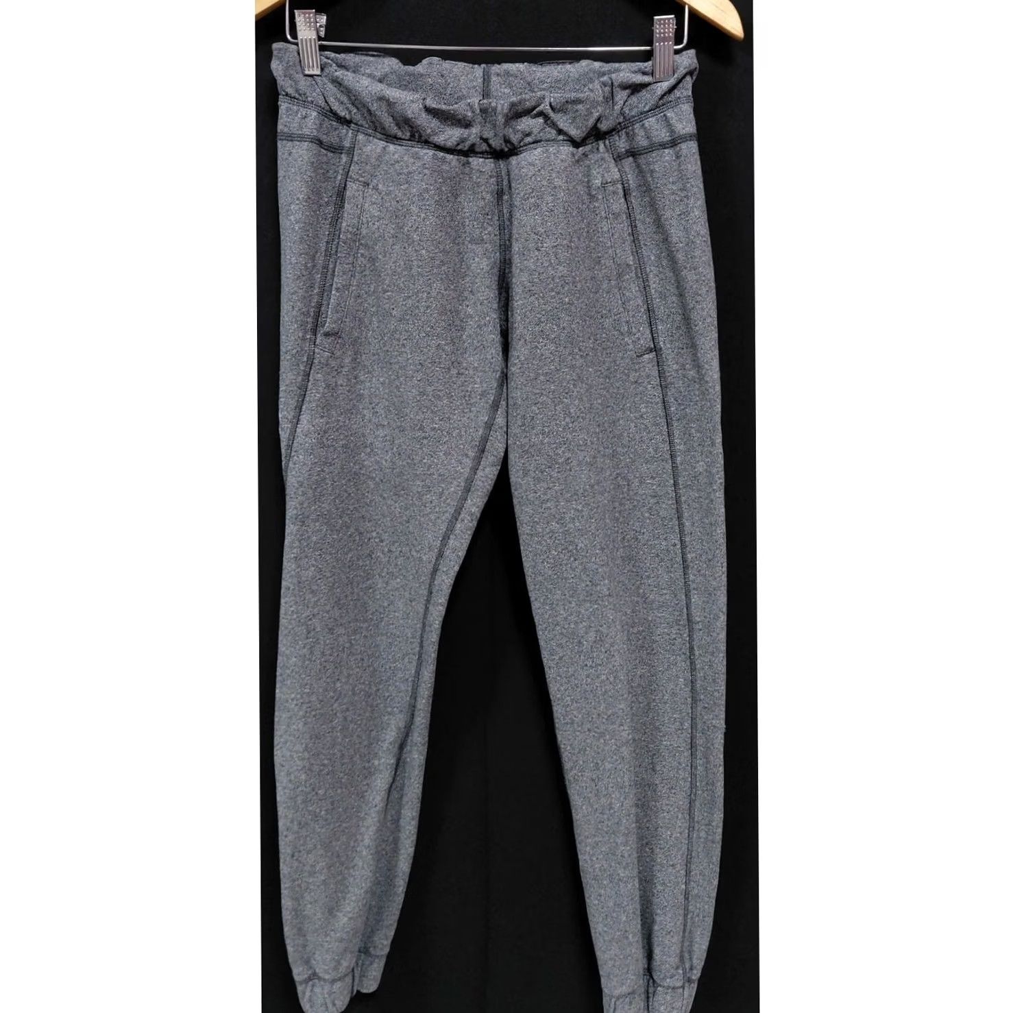 Lululemon Lululemon Pants Womens 4 Gray Tip Jogger Knit Women Size Size 27" / US 4 / IT 40 - 2 Thumbnail