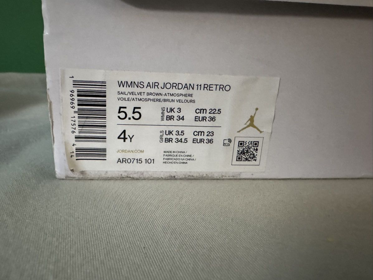 Jordan Brand Jordan 11 neapolitan 2023 Size US 5.5 / IT 35.5 - 7 Thumbnail