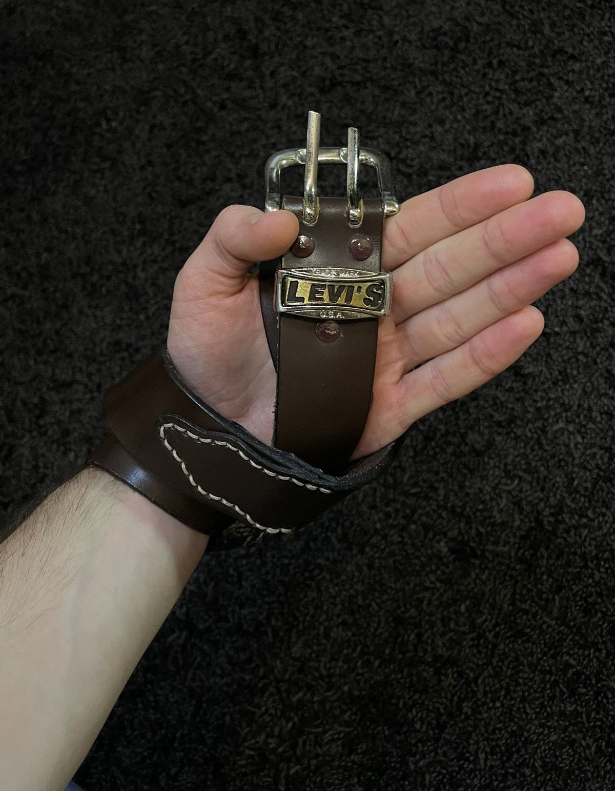 Levi's Vintage 90 s Levi’s made USA leather belt Avant Garde Y2K Size ONE SIZE - 1 Thumbnail