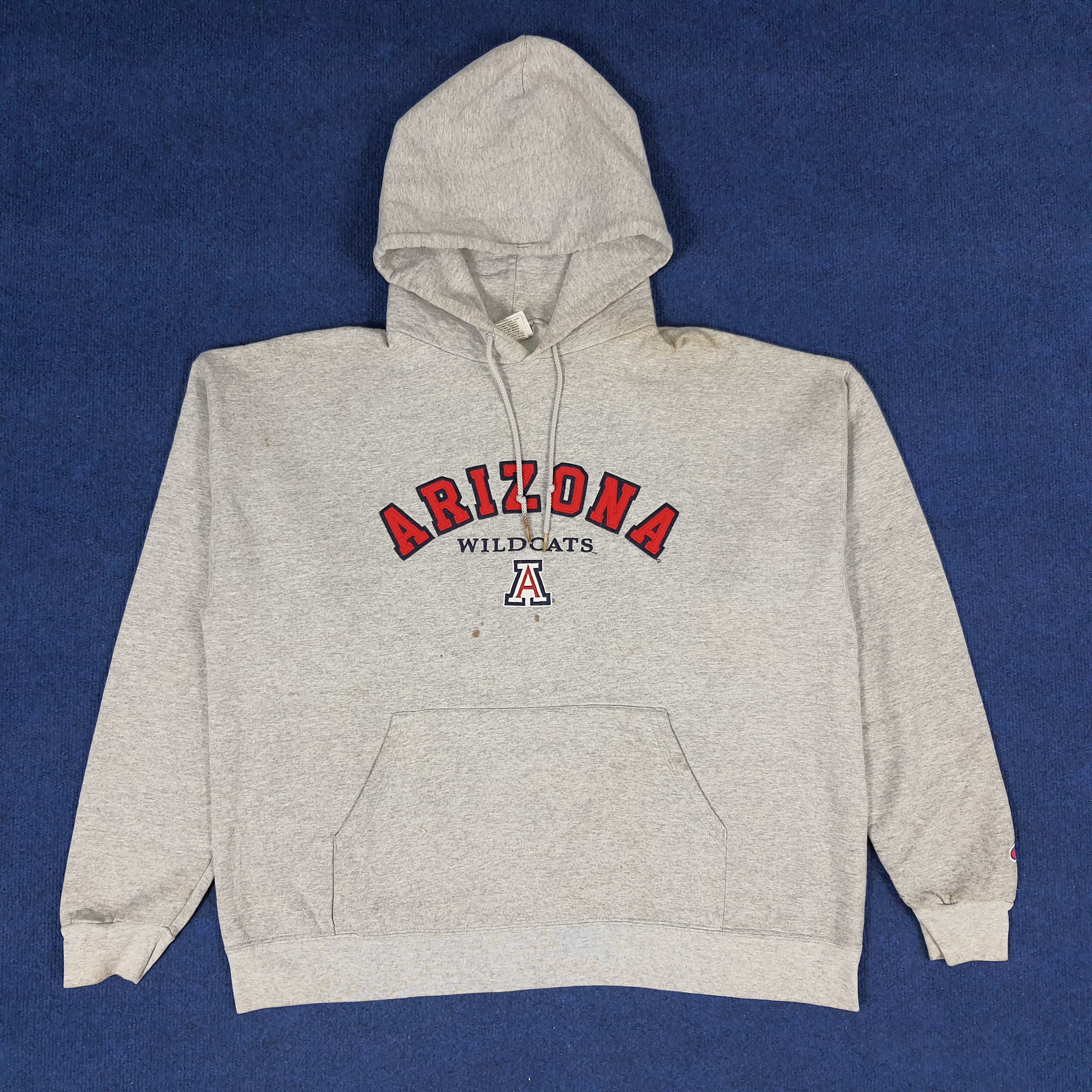 Champion × NBA × Vintage Vintage Champion Arizona Wildcats Basketball NBA Hoodie Size US XL / EU 56 / 4 - 1 Thumbnail