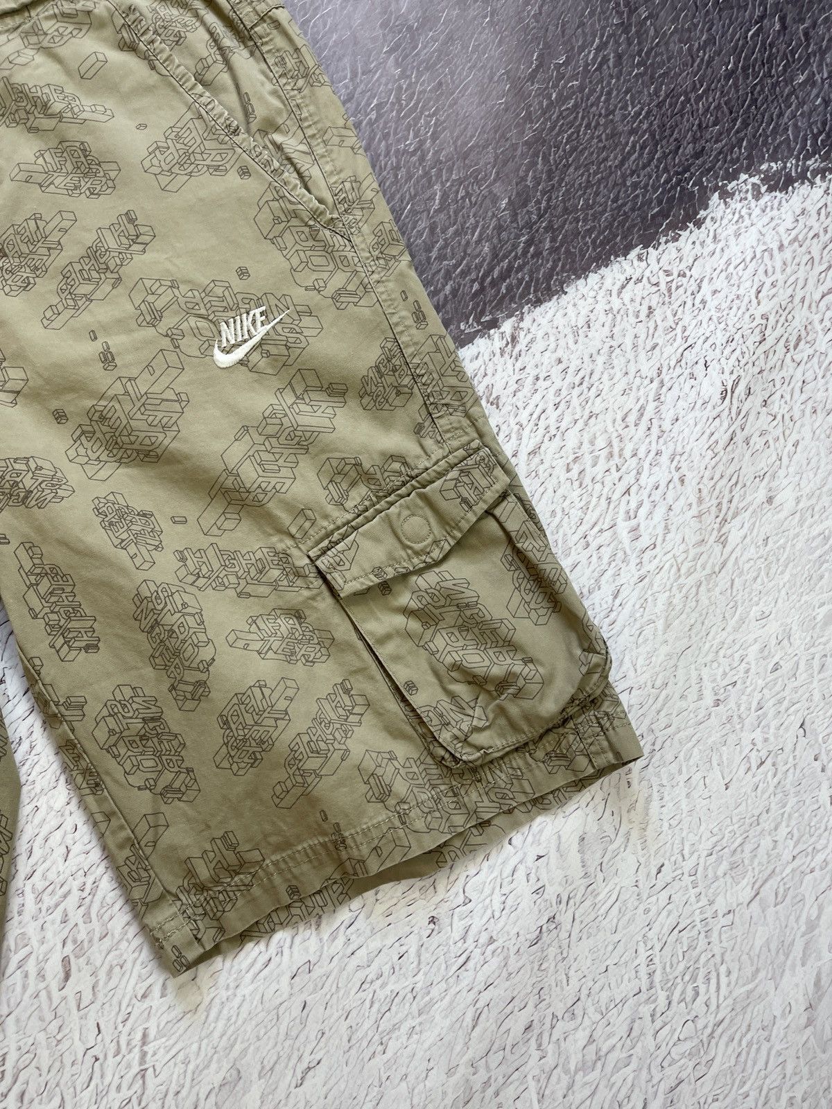 Nike Nike vintage y2k multi logo beige utility cargo shorts Size US 30 / EU 46 - 5 Thumbnail