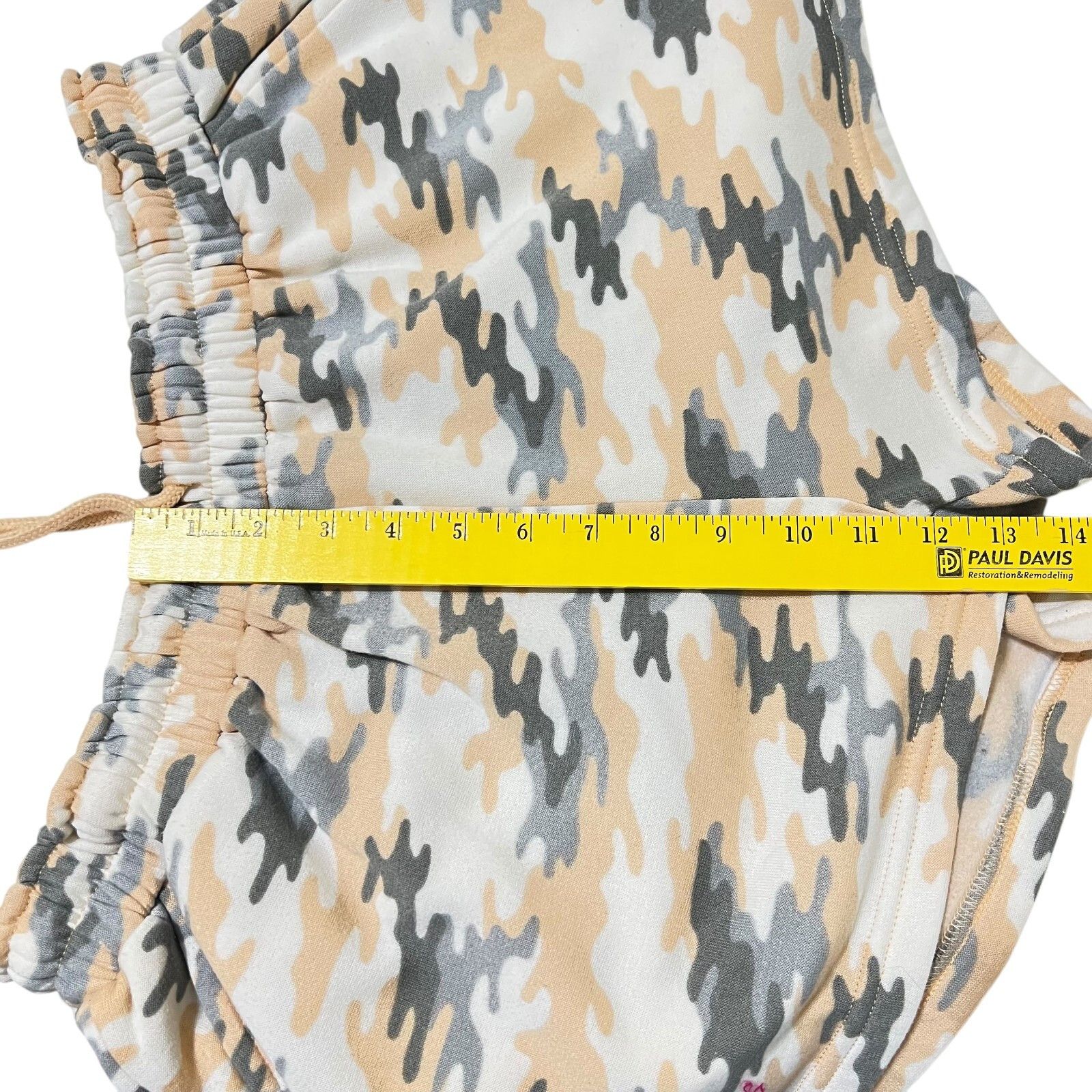 Other Celebrity Pink Shorts Junior/Ladies XL Camo Yellow Gray Tie Size 31" - 11 Thumbnail