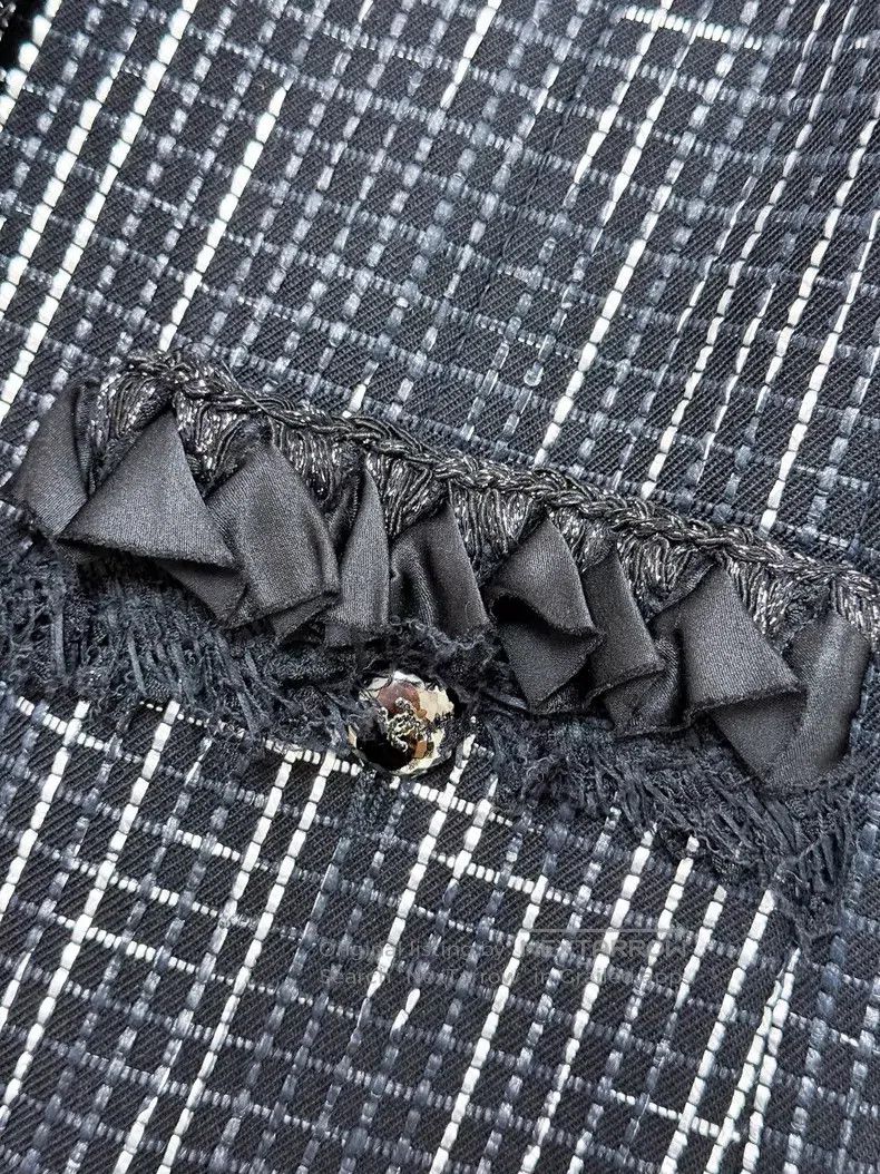 Chanel Chanel Silver plaid wavy rolled edge woven jacket Size XS / US 0-2 / IT 36-38 - 4 Thumbnail