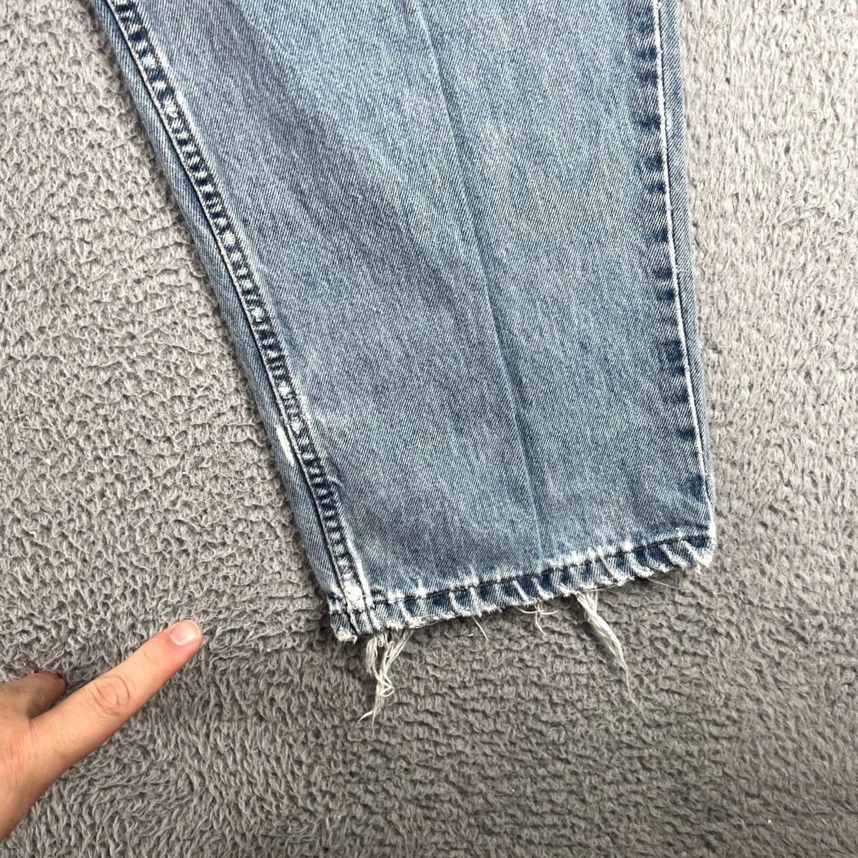 Levi's VINTAGE Levi’s Silvertab Baggy Jeans 34x32 90s Light Wash Faded Blue DISTRESSED Men Size US 34 / EU 50 - 2 Thumbnail