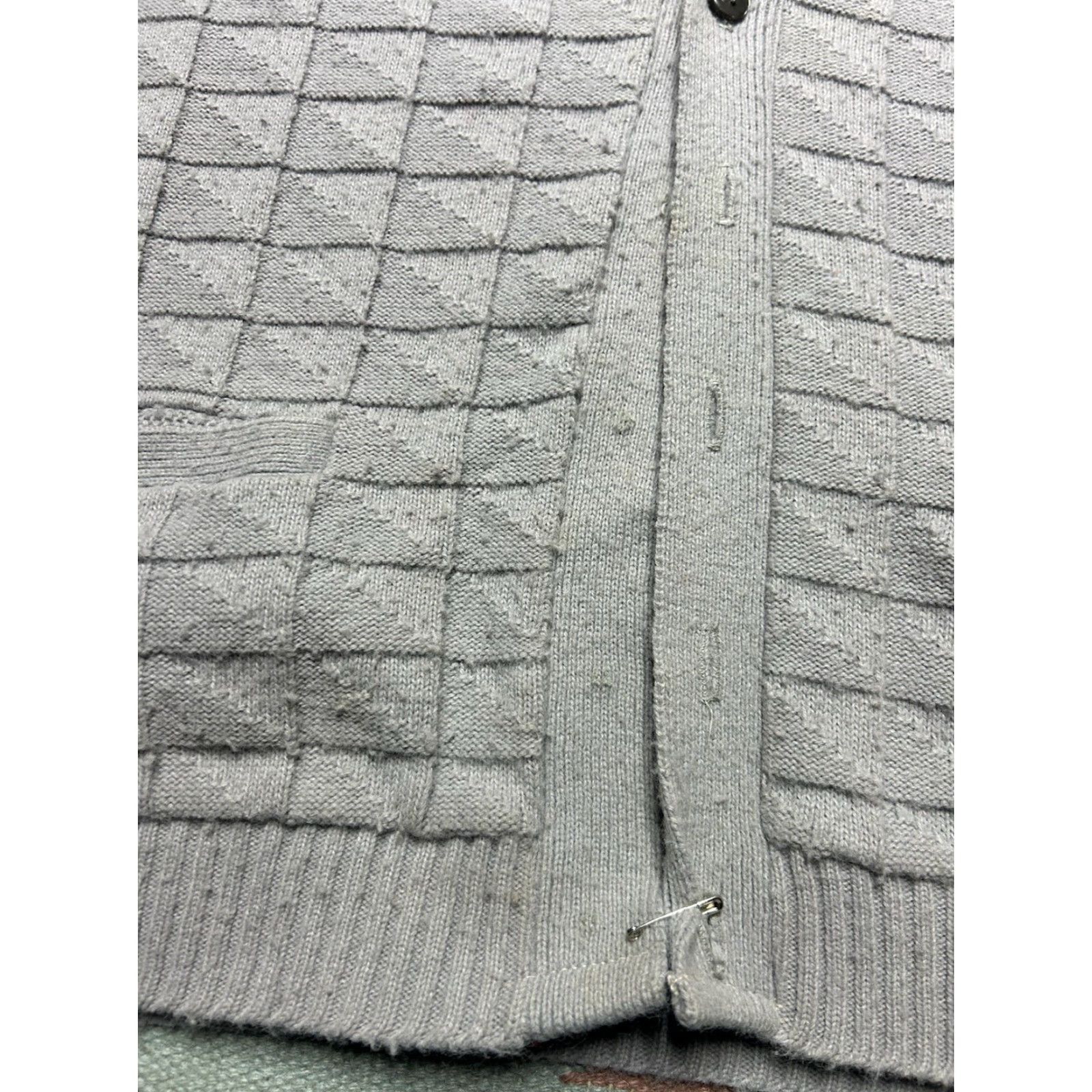 Vintage VINTAGE 70s Knit Cardigan Sweater Wool Blend Windowpane Gray AS IS Men’s Large Cardigan Wool Knit Gray Windowpane 70s Mens Large AS IS Size US L / EU 52-54 / 3 - 5 Thumbnail