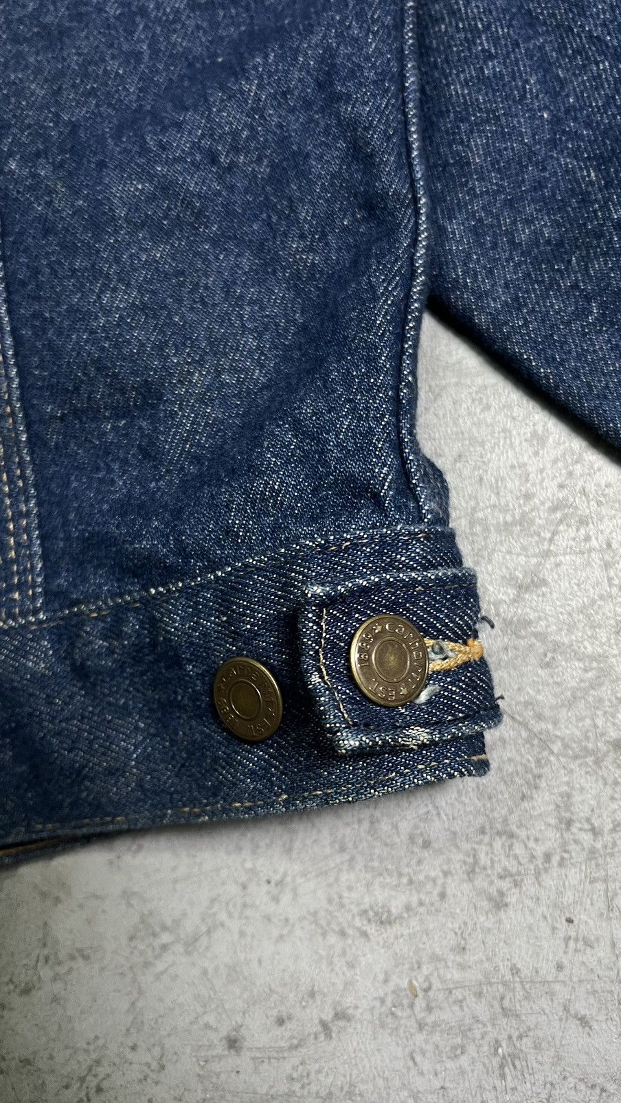 Carhartt × Vintage Vintage 1993 Carhartt Denim Jacket Size US L / EU 52-54 / 3 - 8 Thumbnail